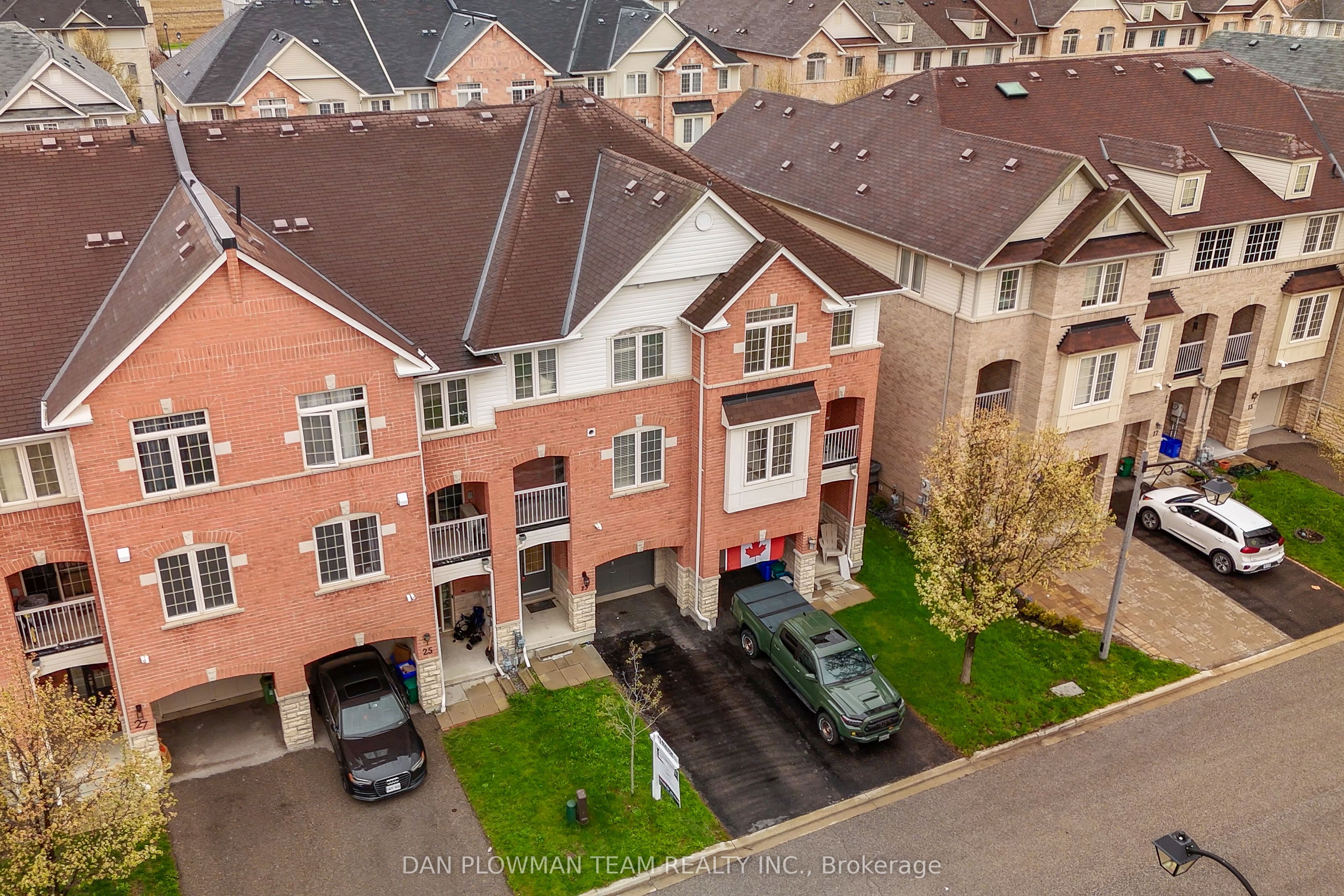 23 Blunden Road Property Photo 31