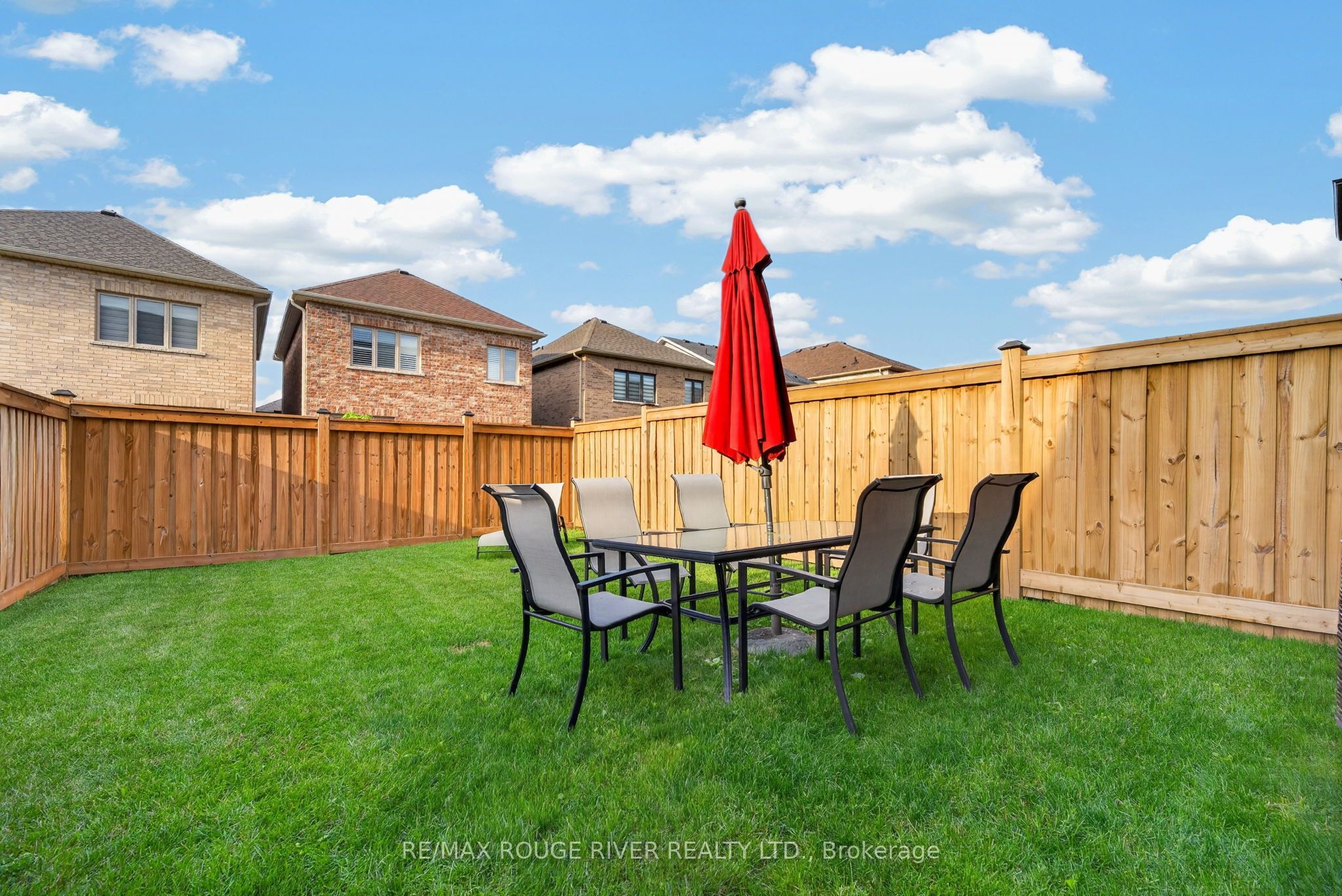 164 Ogston Crescent Property Photo 32