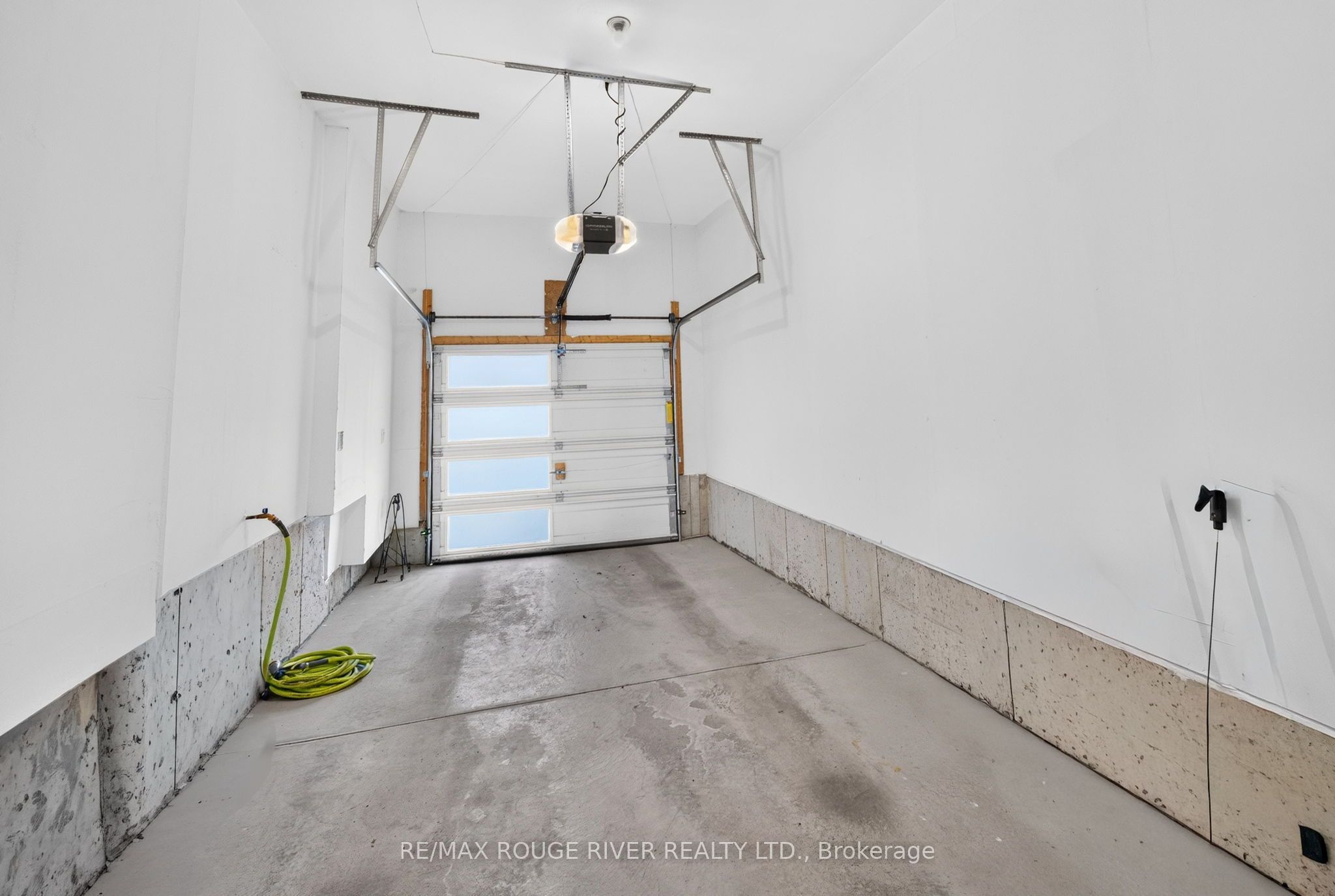 164 Ogston Crescent Property Photo 36