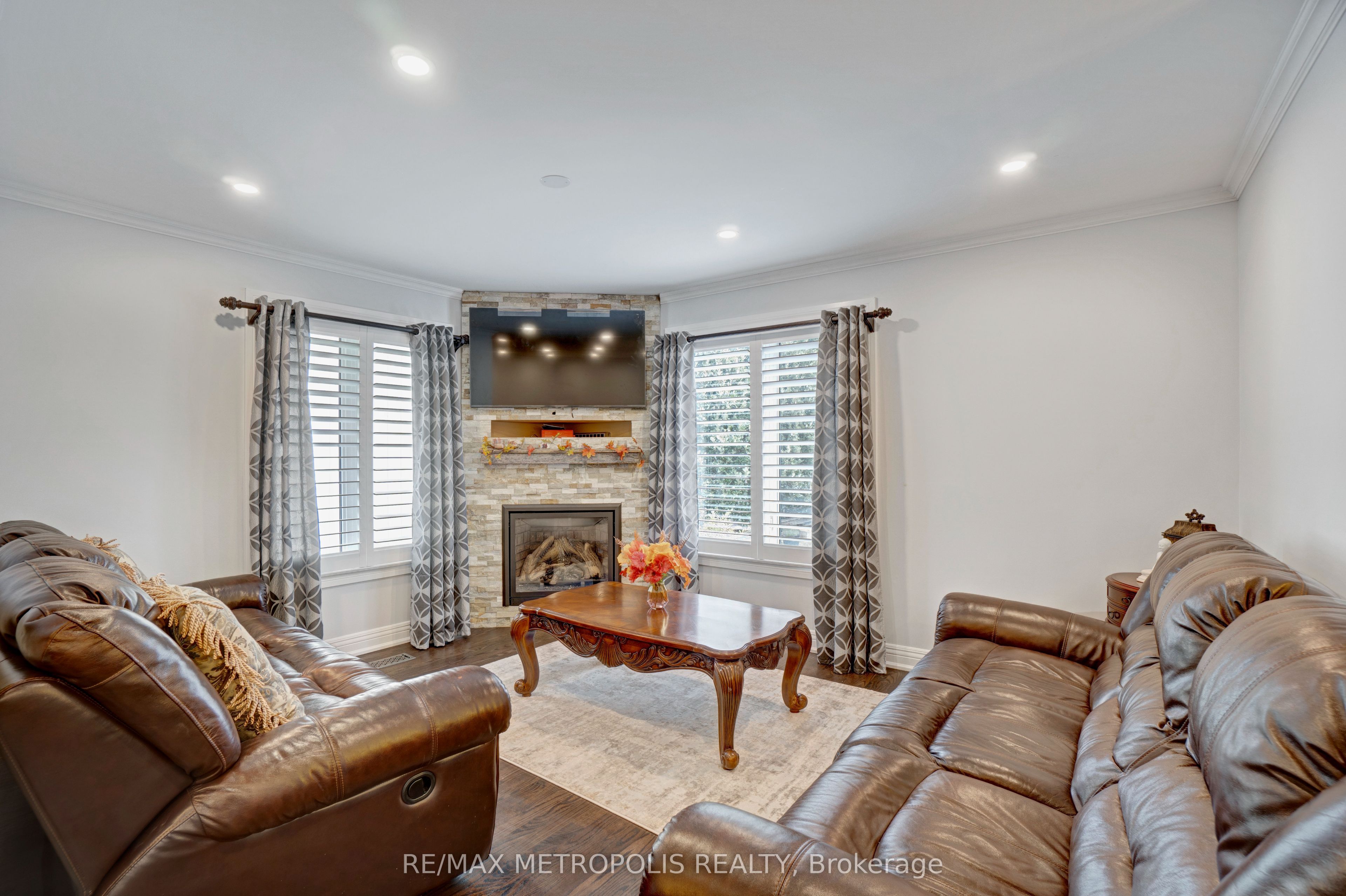 1872 Appleview Road Property Photo 7