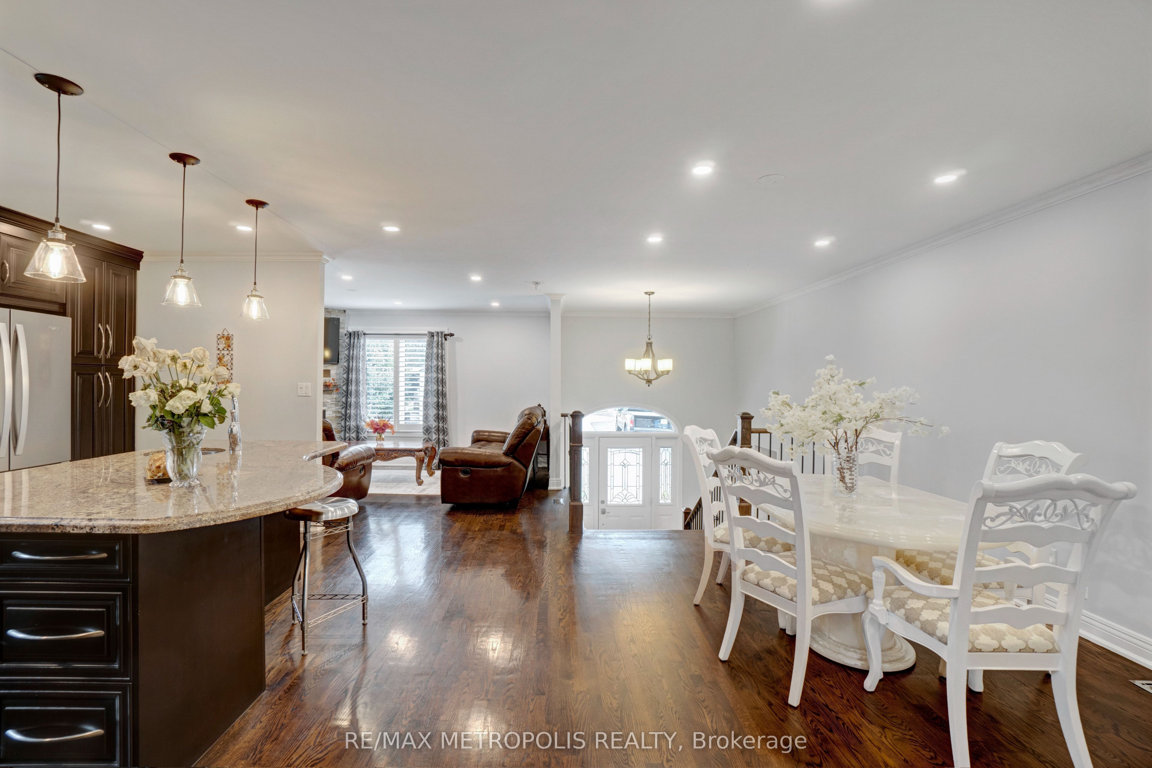 1872 Appleview Road Property Photo 14