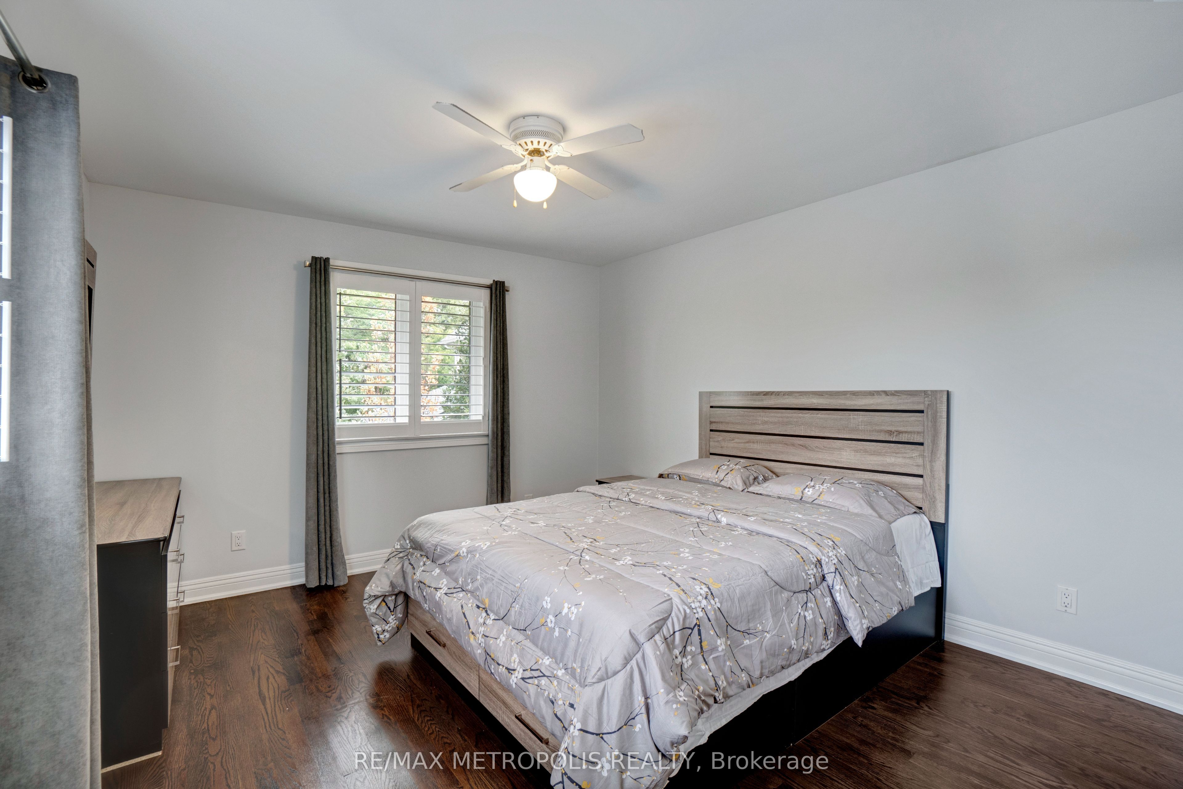 1872 Appleview Road Property Photo 16