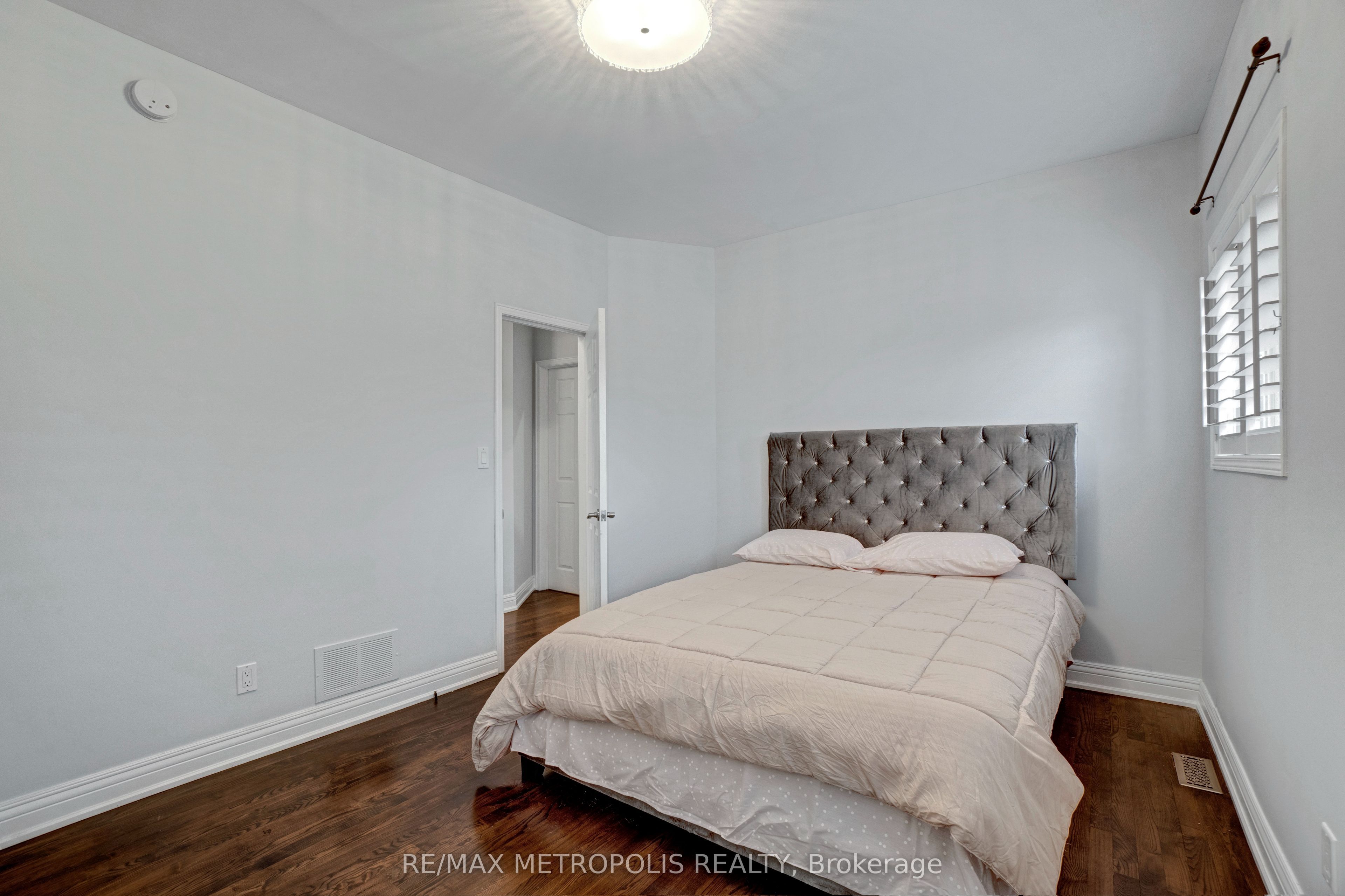 1872 Appleview Road Property Photo 20