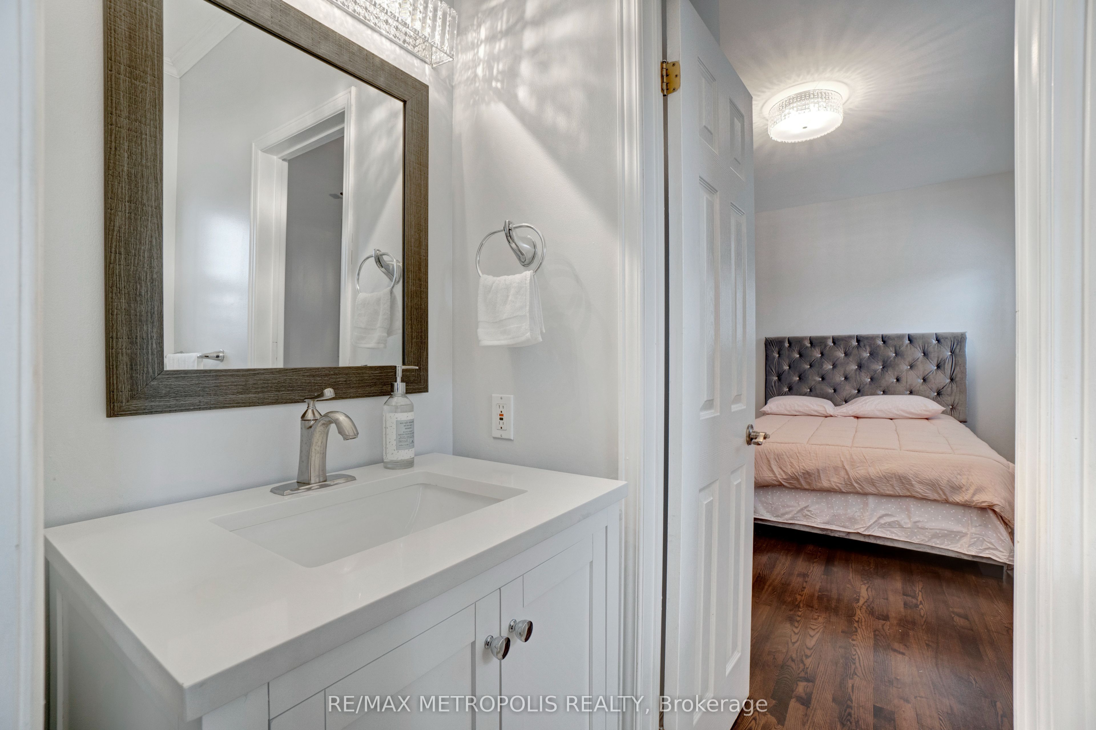 1872 Appleview Road Property Photo 22