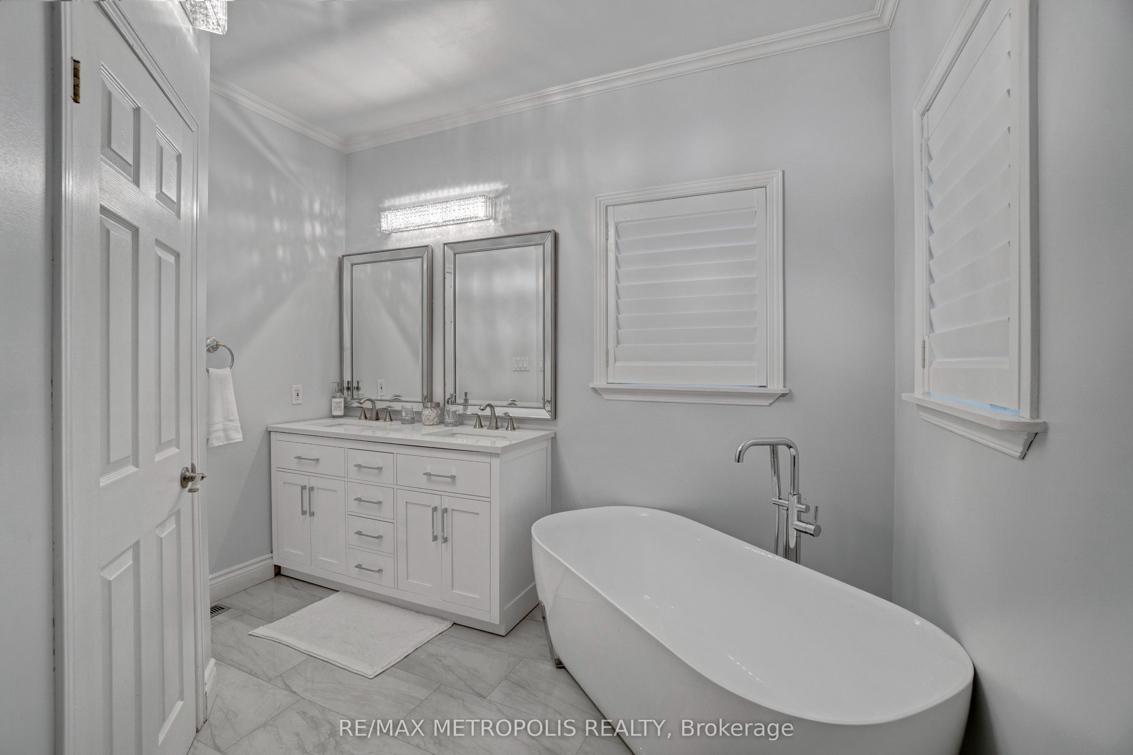 1872 Appleview Road Property Photo 27