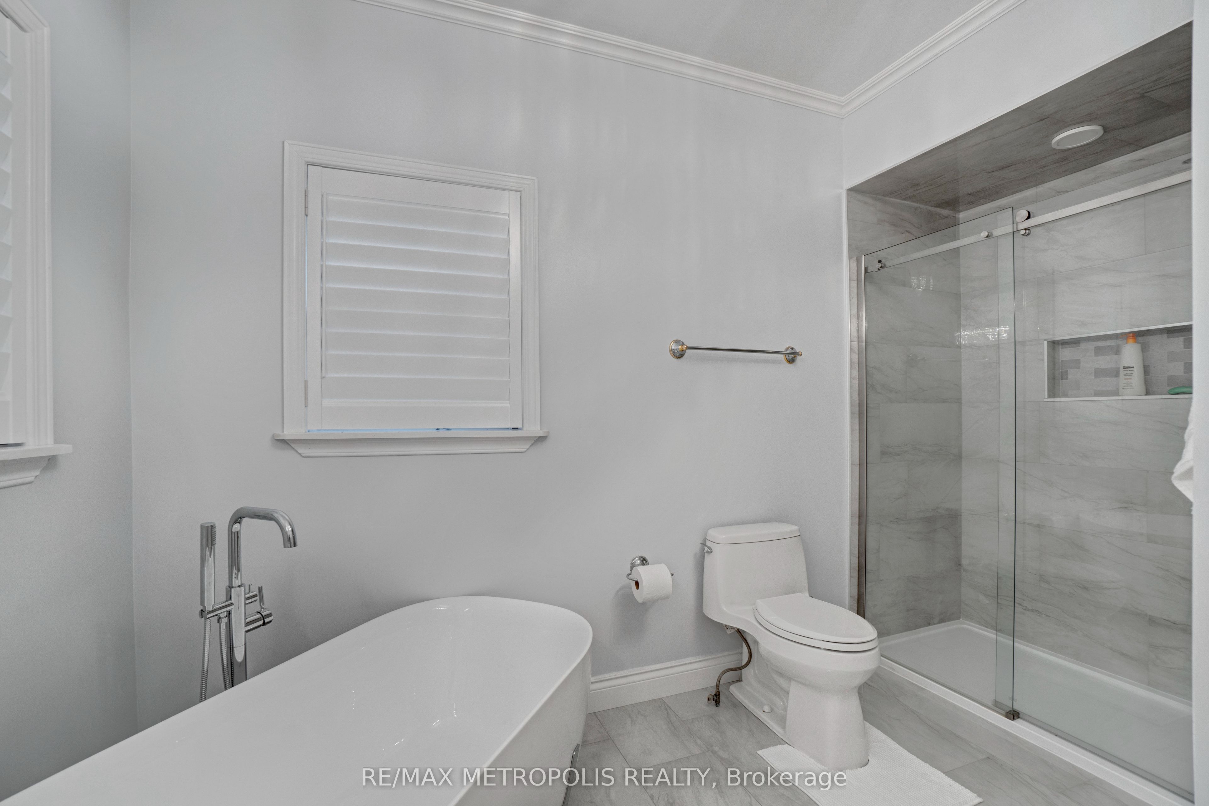 1872 Appleview Road Property Photo 28