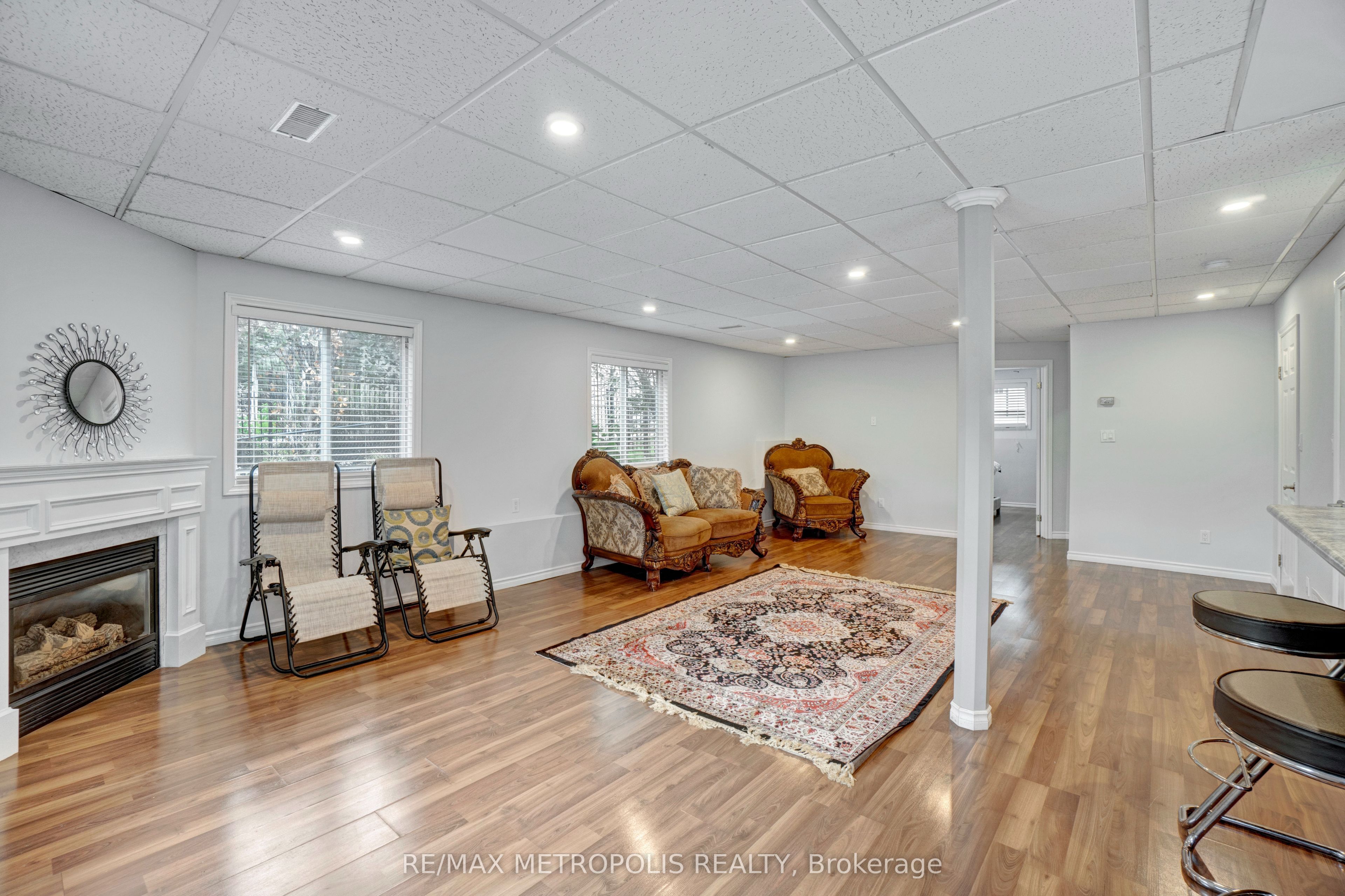 1872 Appleview Road Property Photo 33
