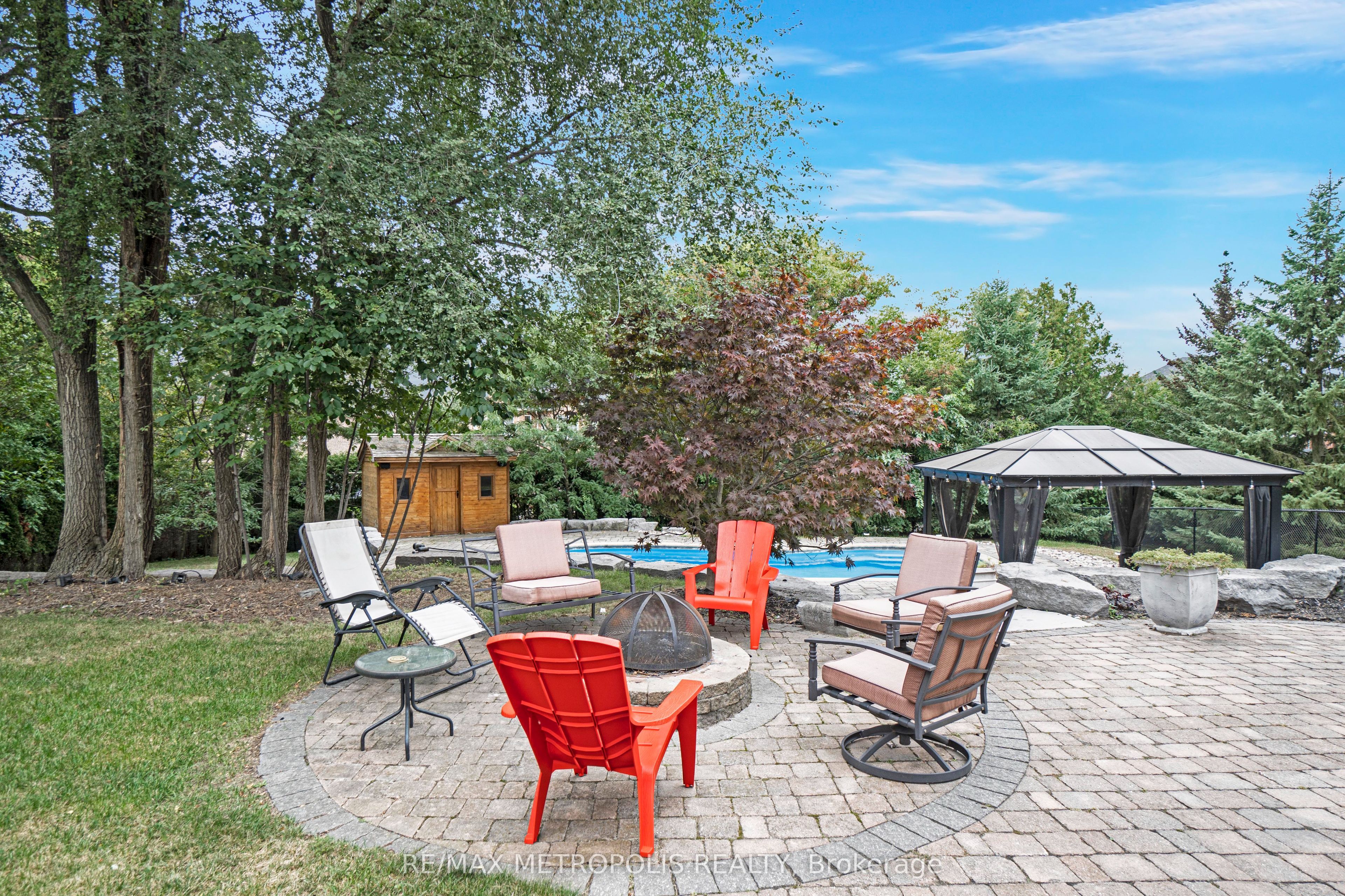 1872 Appleview Road Property Photo 42