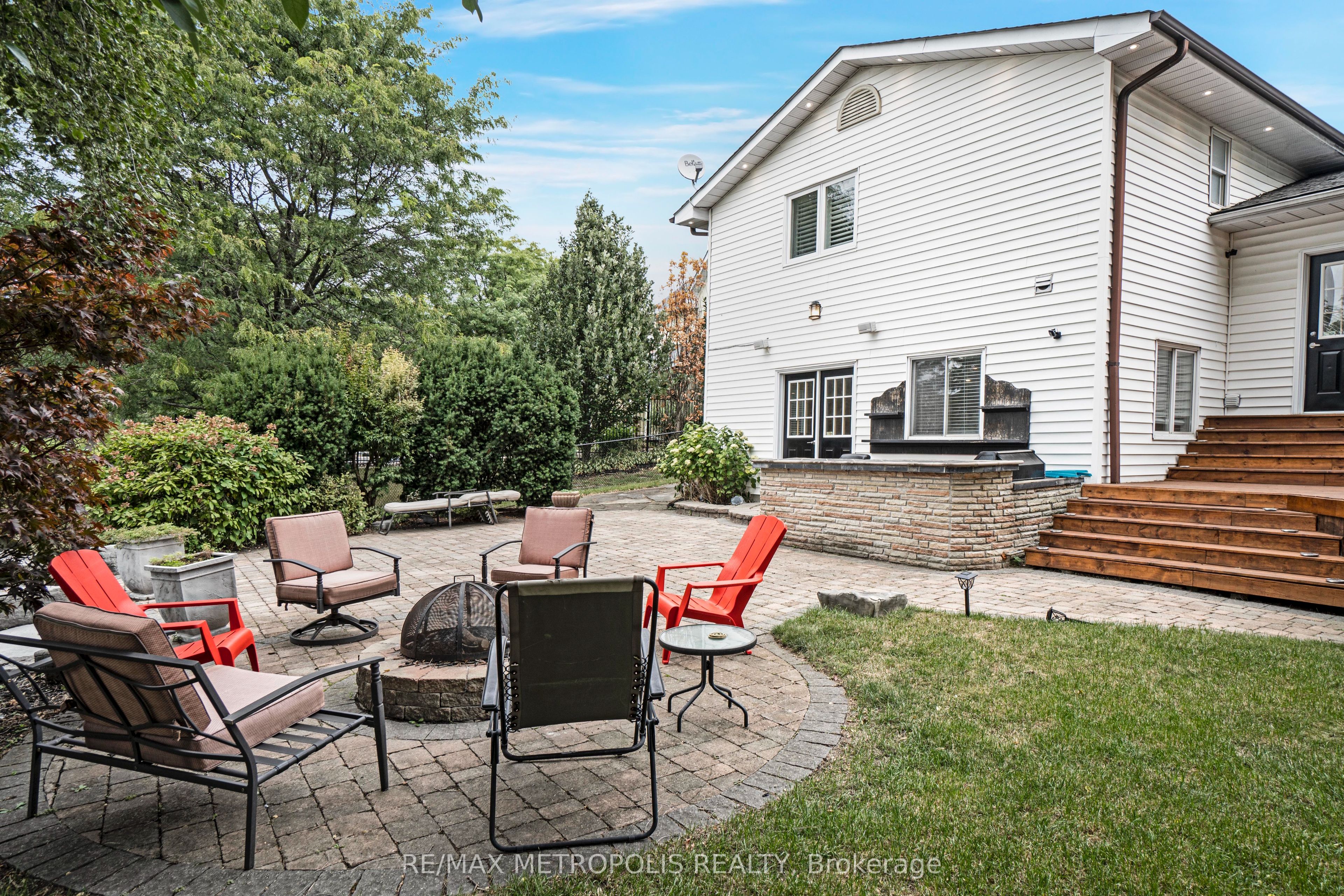 1872 Appleview Road Property Photo 45