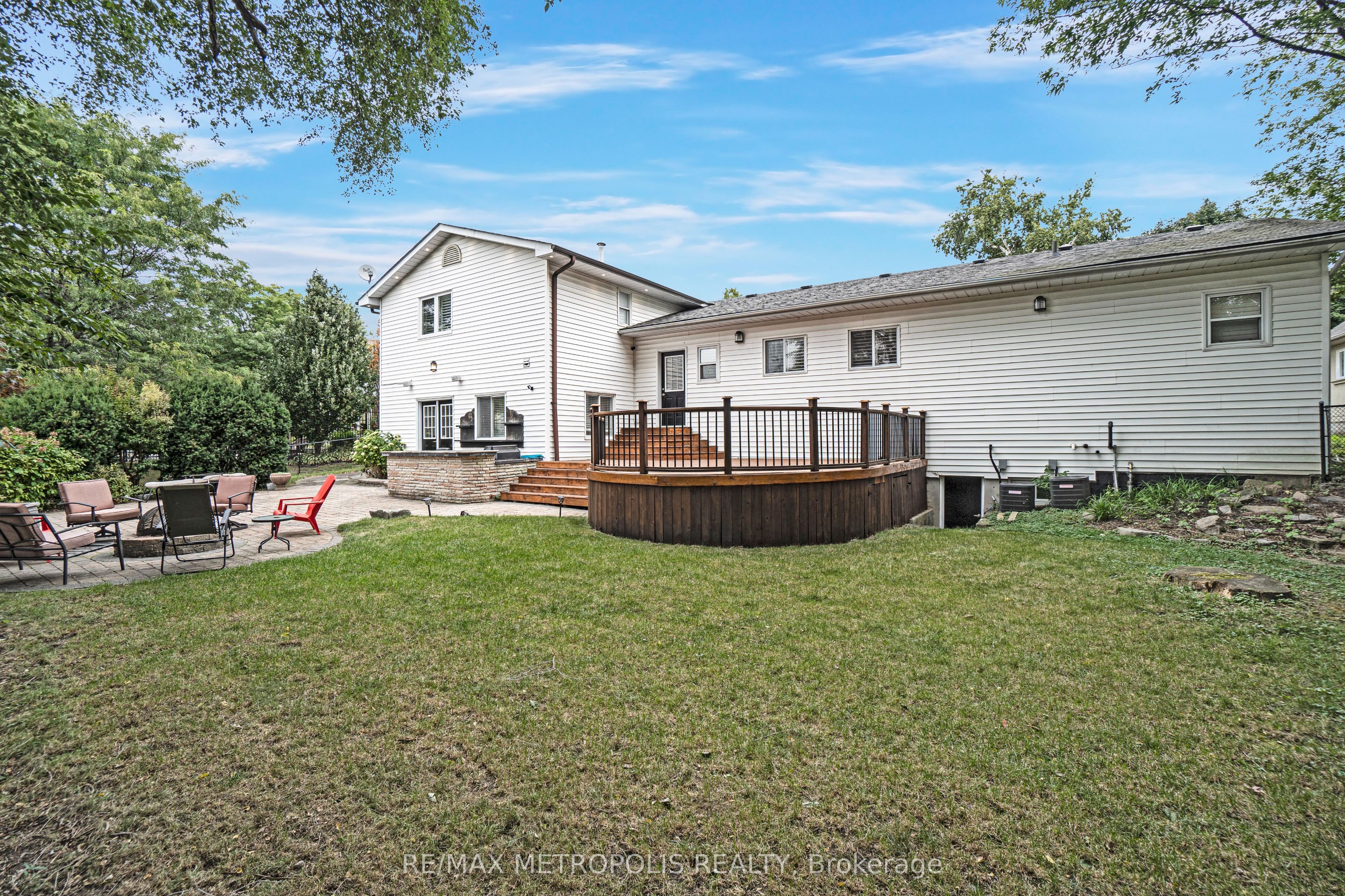 1872 Appleview Road Property Photo 46