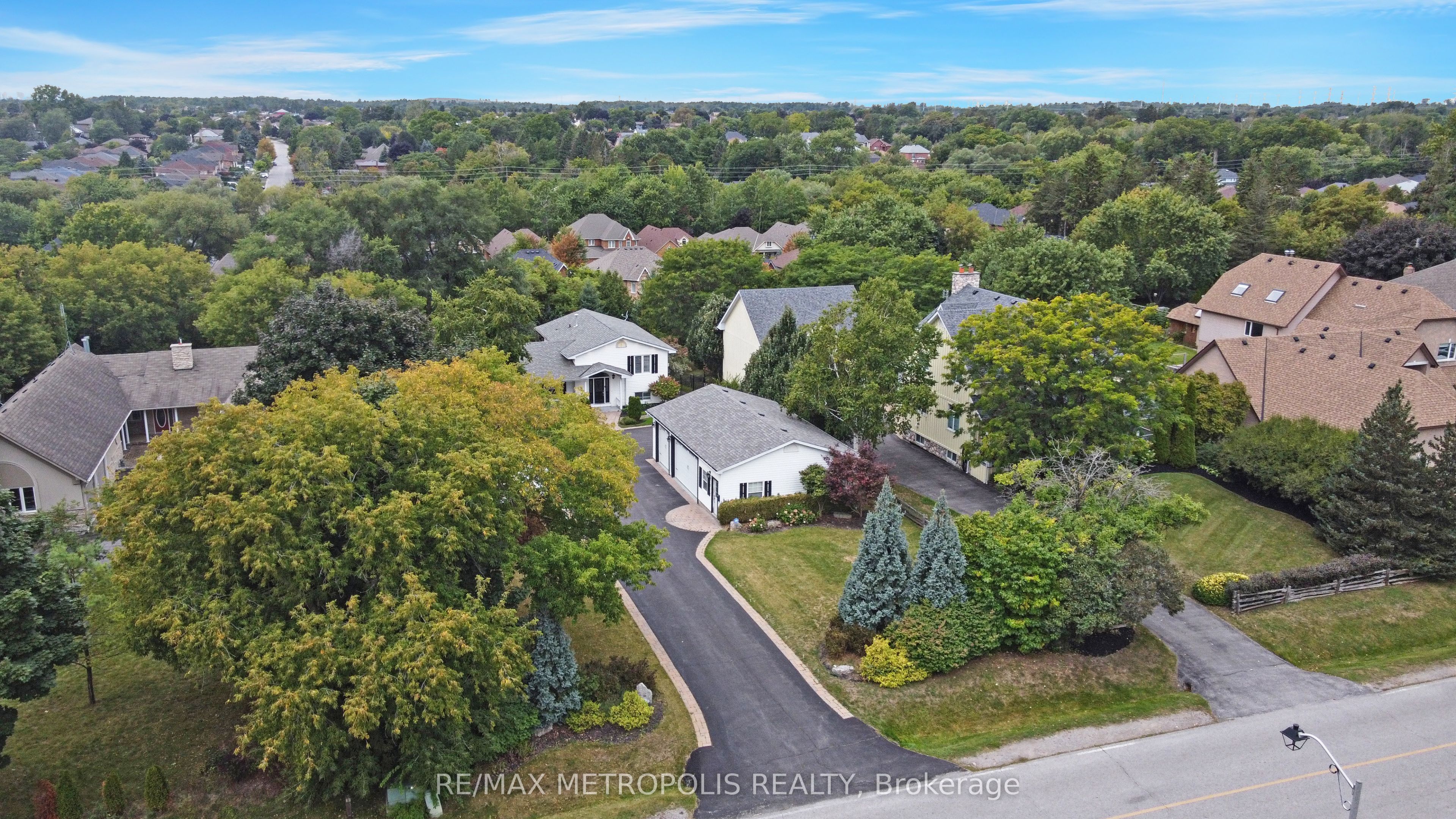 1872 Appleview Road Property Photo 47