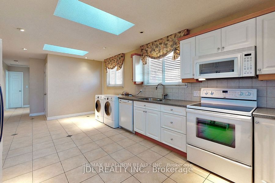 517 Fairleigh Avenue Property Photo 5