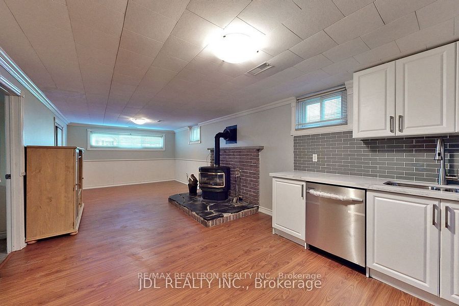517 Fairleigh Avenue Property Photo 15