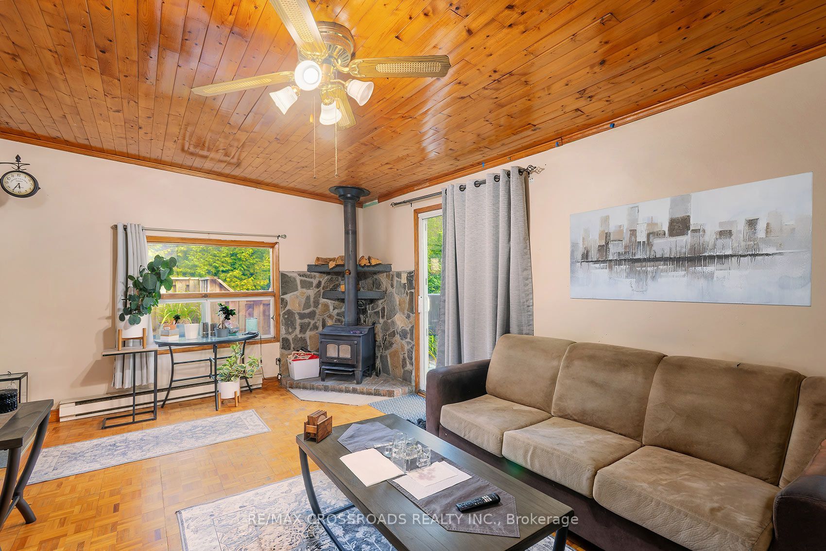368 Cedar Valley Boulevard Property Photo 6