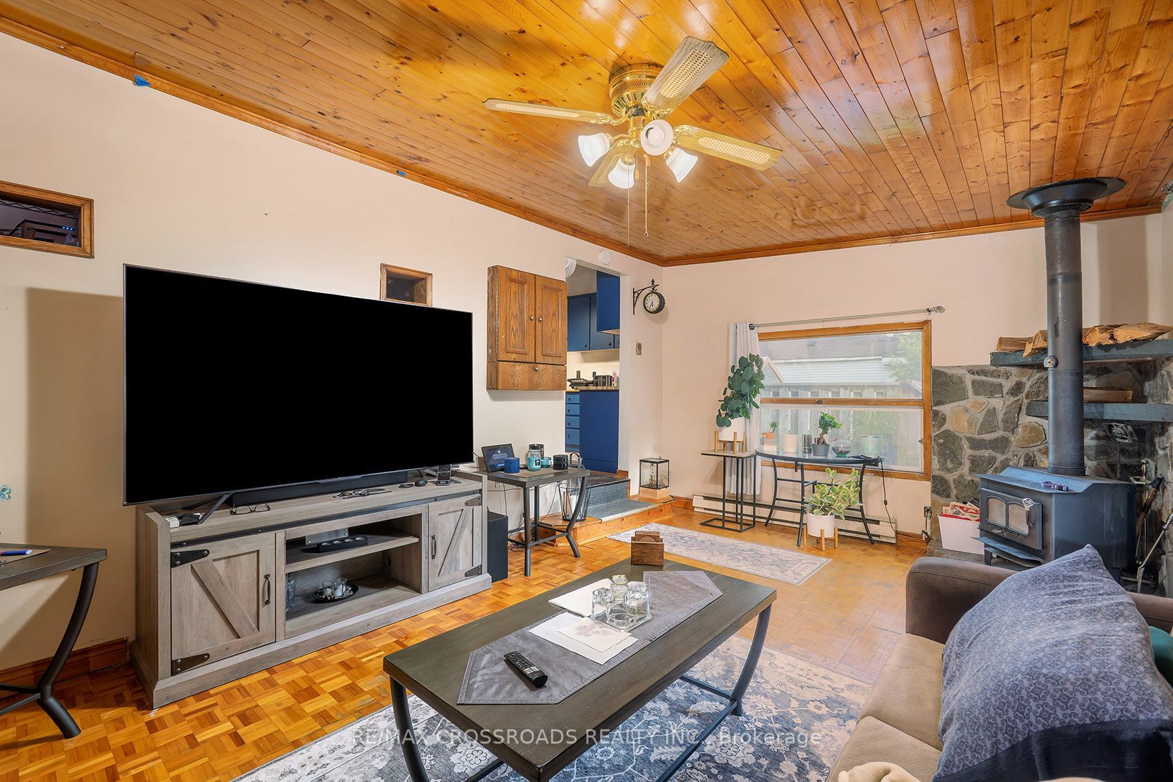 368 Cedar Valley Boulevard Property Photo 7
