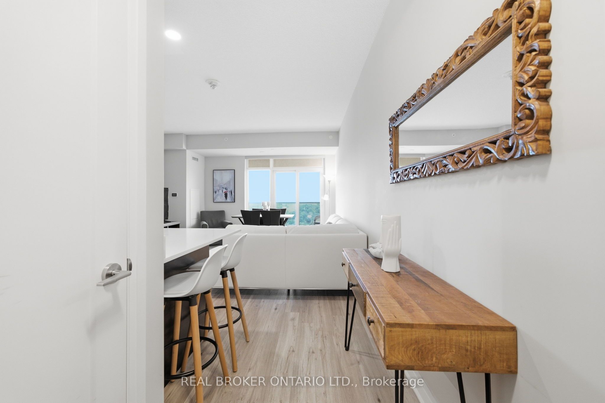 3220 Sheppard Avenue E 701 Property Photo 5