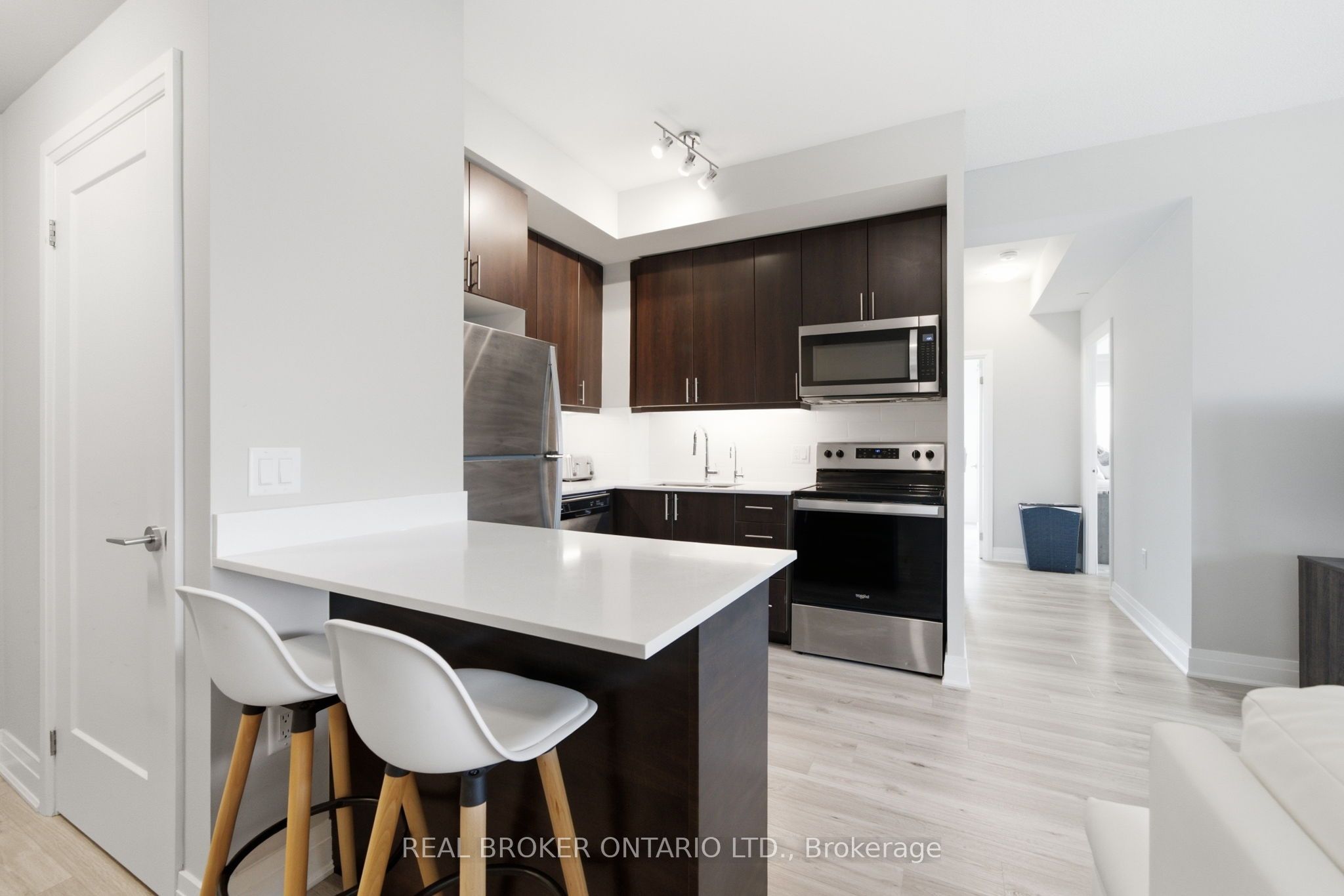 3220 Sheppard Avenue E 701 Property Photo 6
