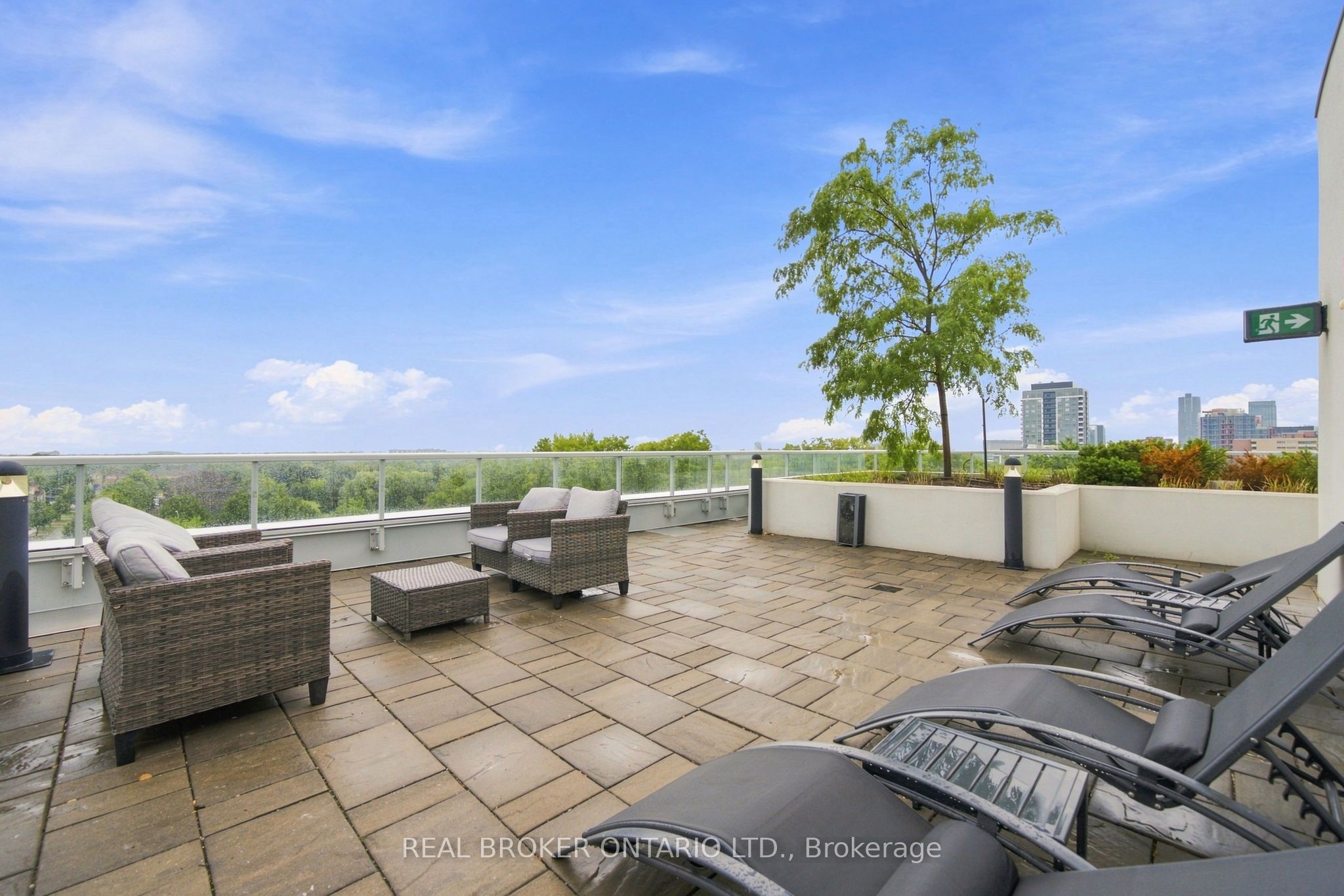 3220 Sheppard Avenue E 701 Property Photo 22