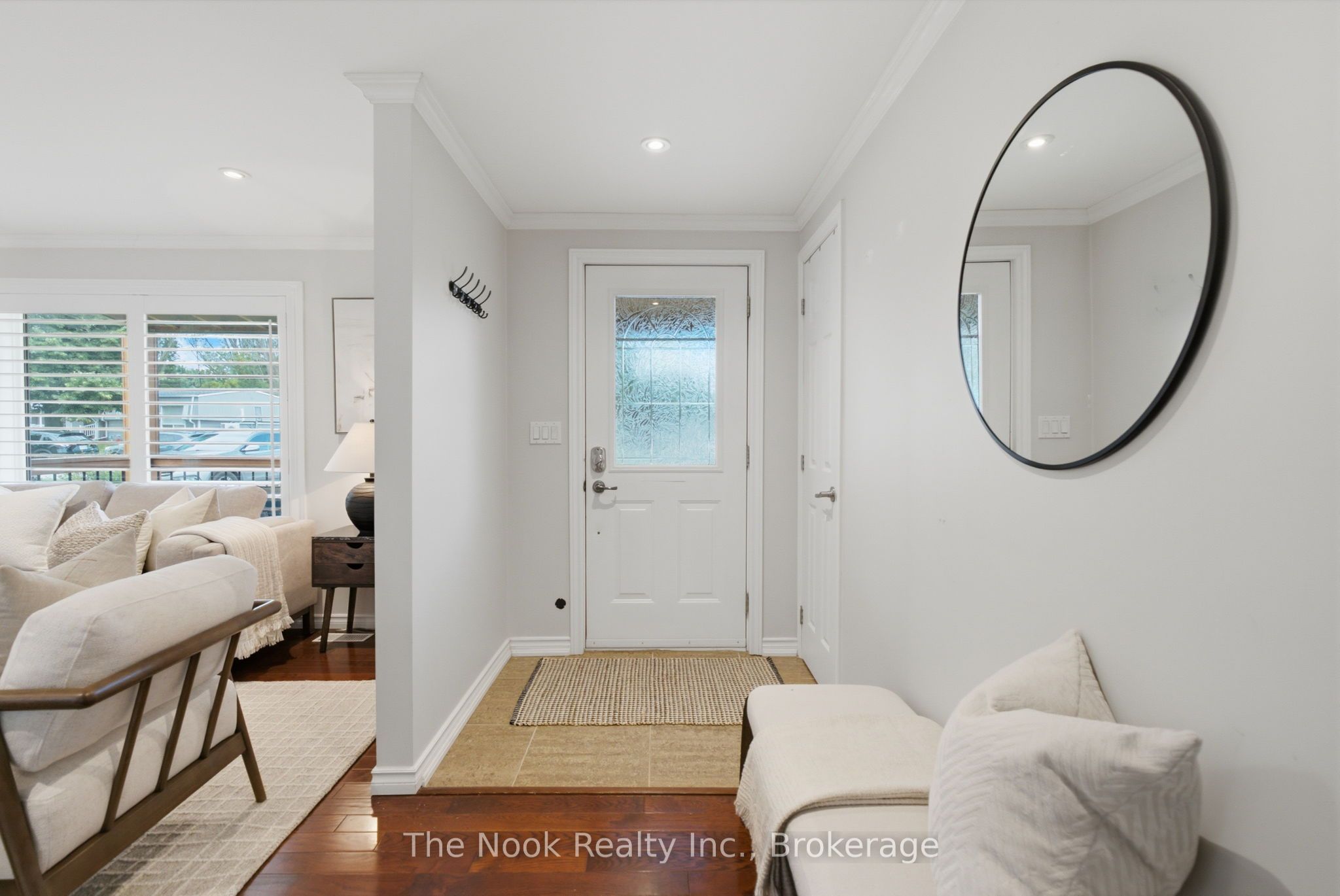 7 Pineridge Crescent Property Photo 3