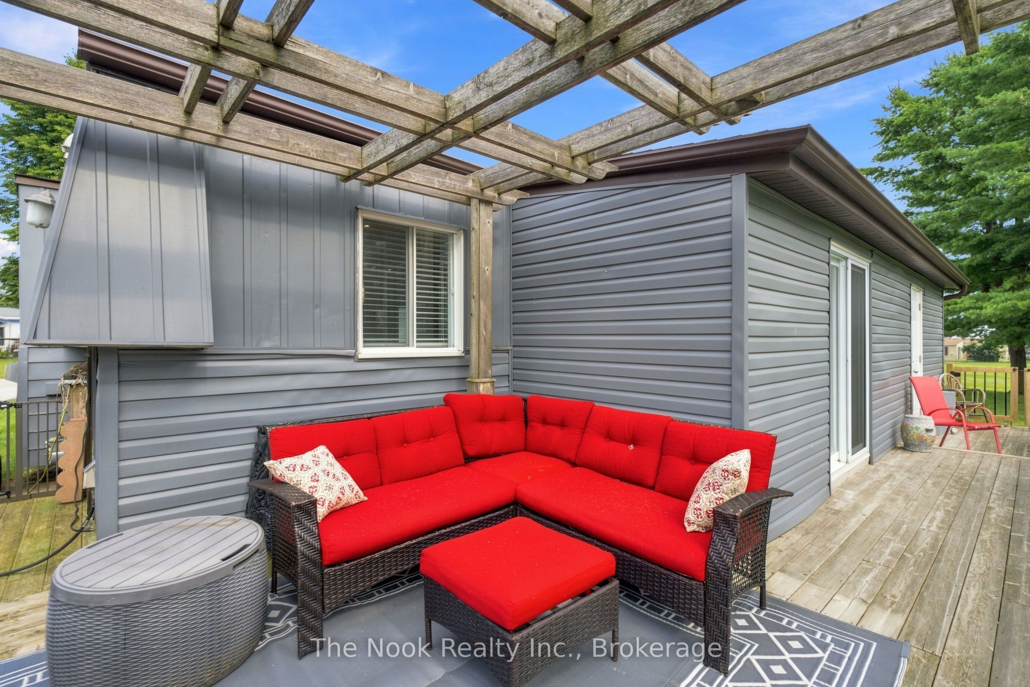 7 Pineridge Crescent Property Photo 22