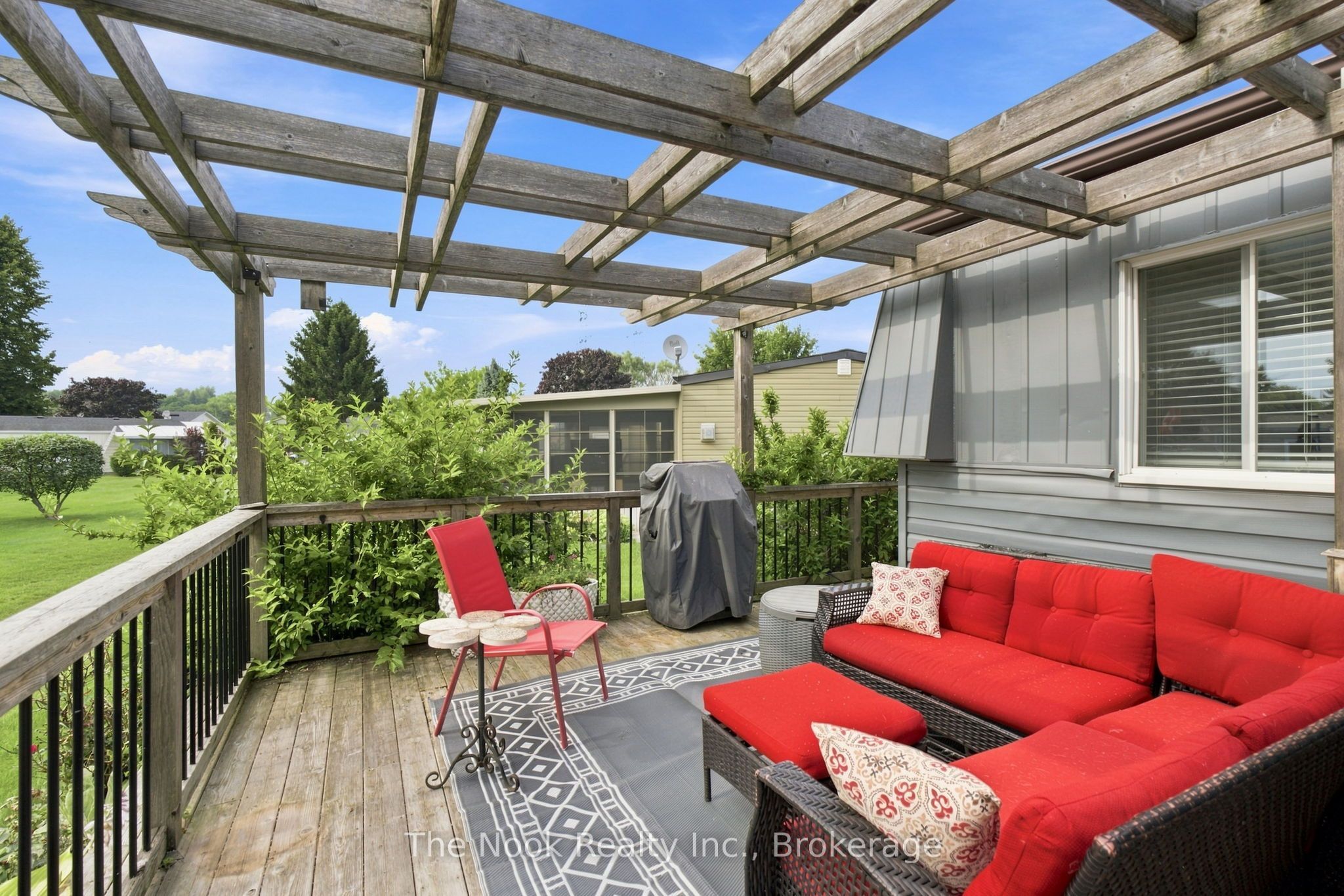 7 Pineridge Crescent Property Photo 24