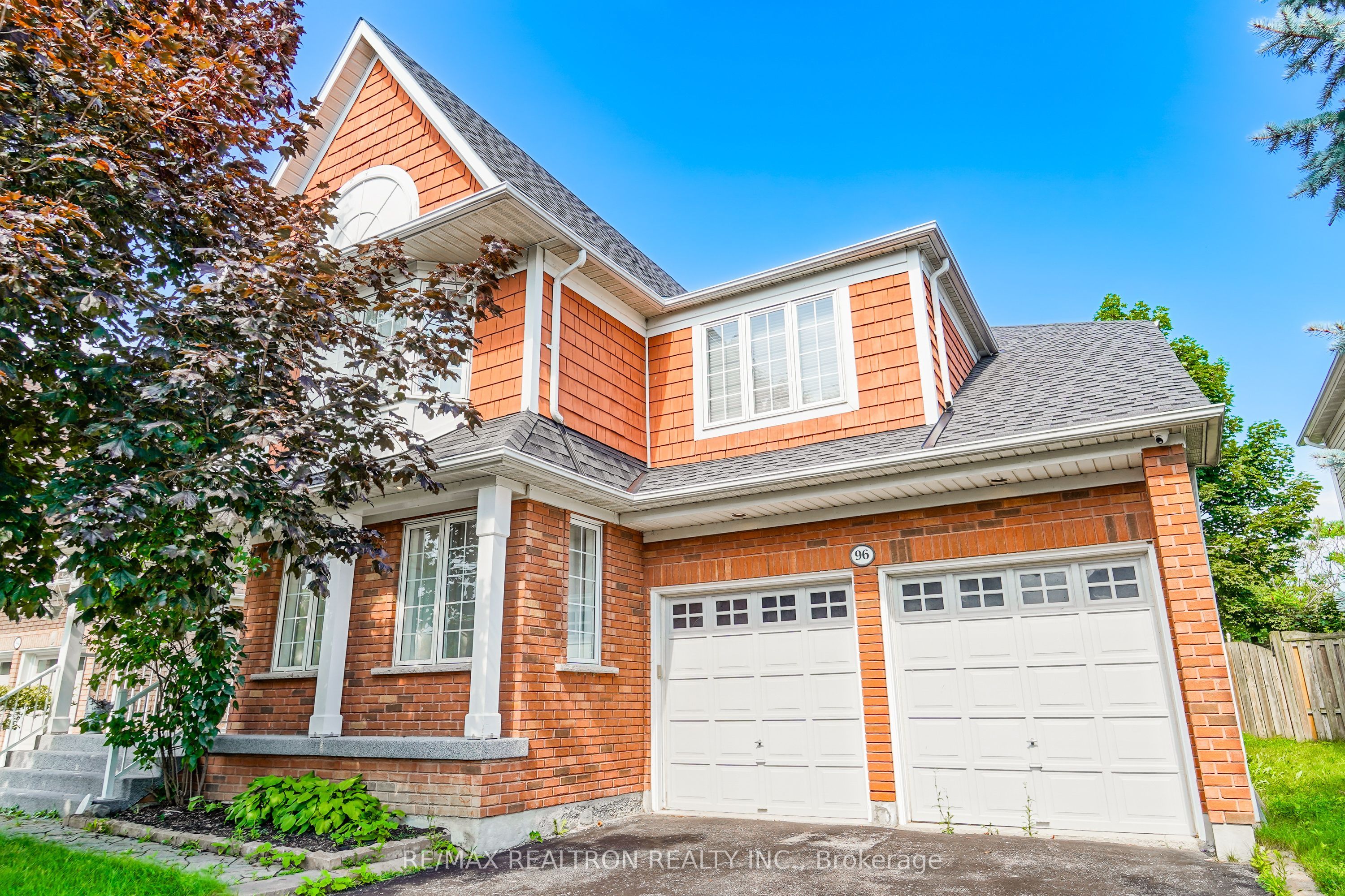 96 Hoile Drive Property Photo 2
