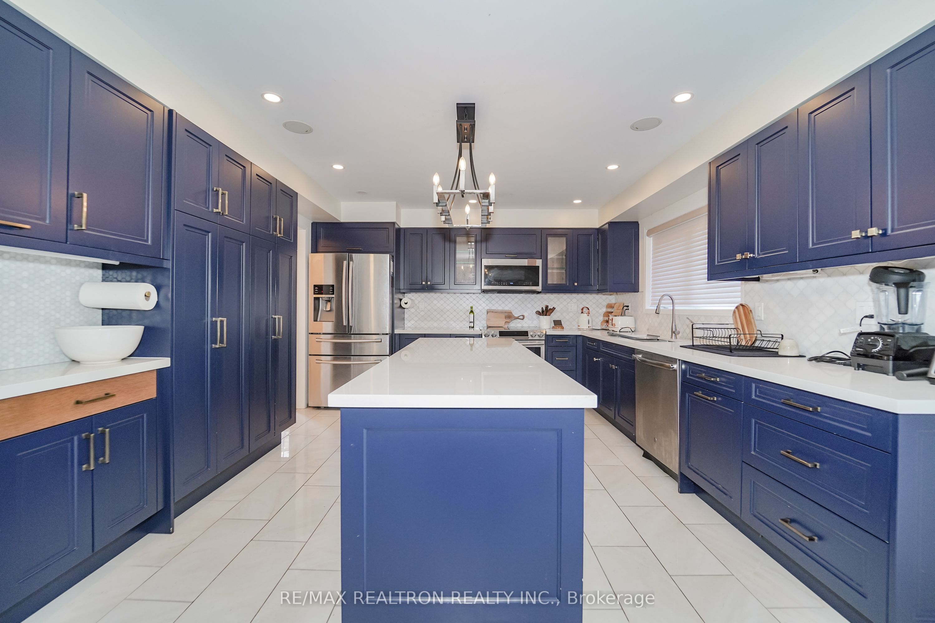 96 Hoile Drive Property Photo 10