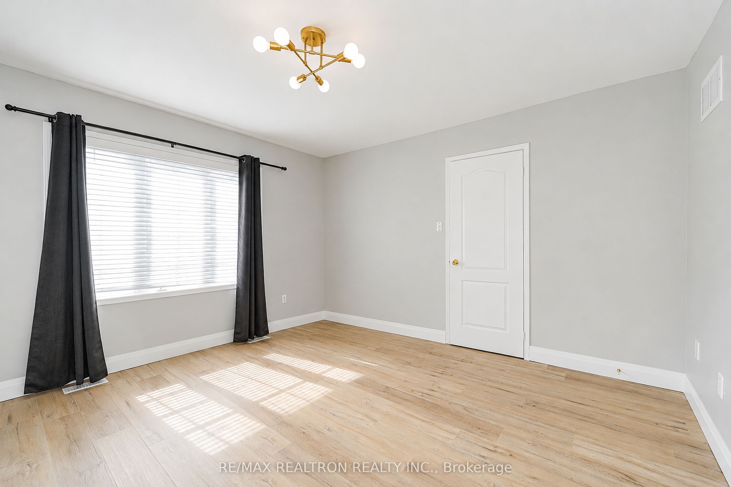 96 Hoile Drive Property Photo 16