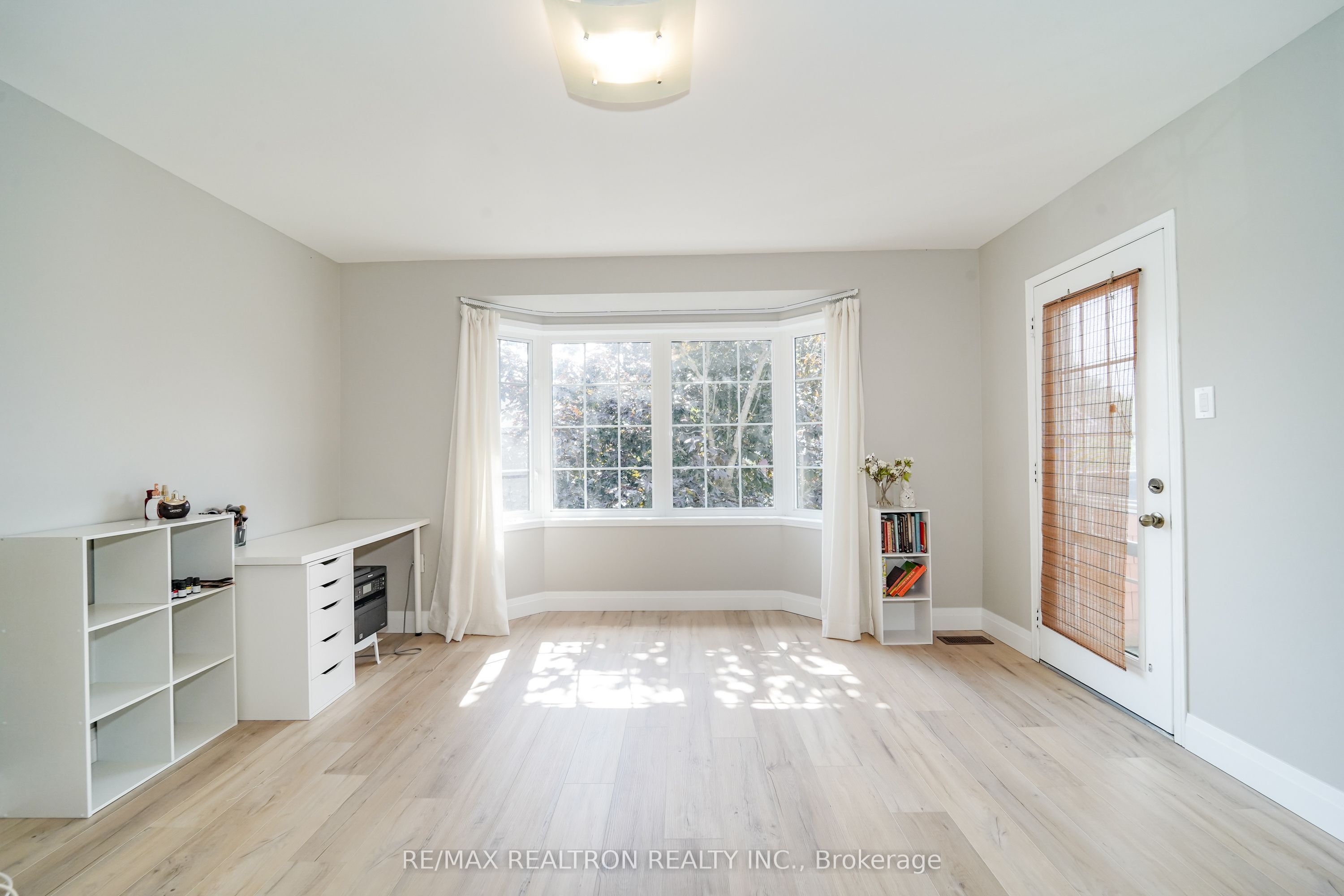 96 Hoile Drive Property Photo 17