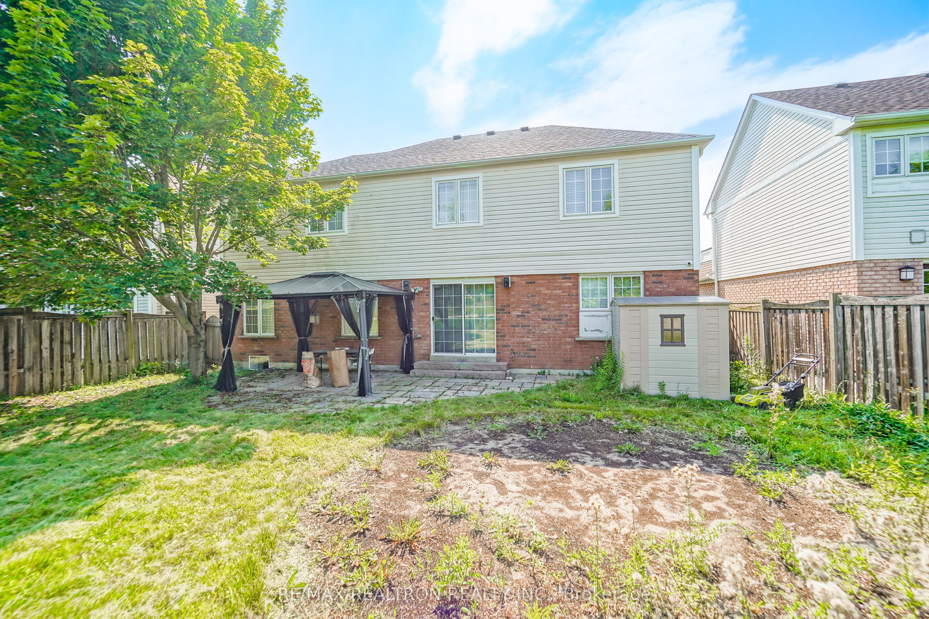 96 Hoile Drive Property Photo 39