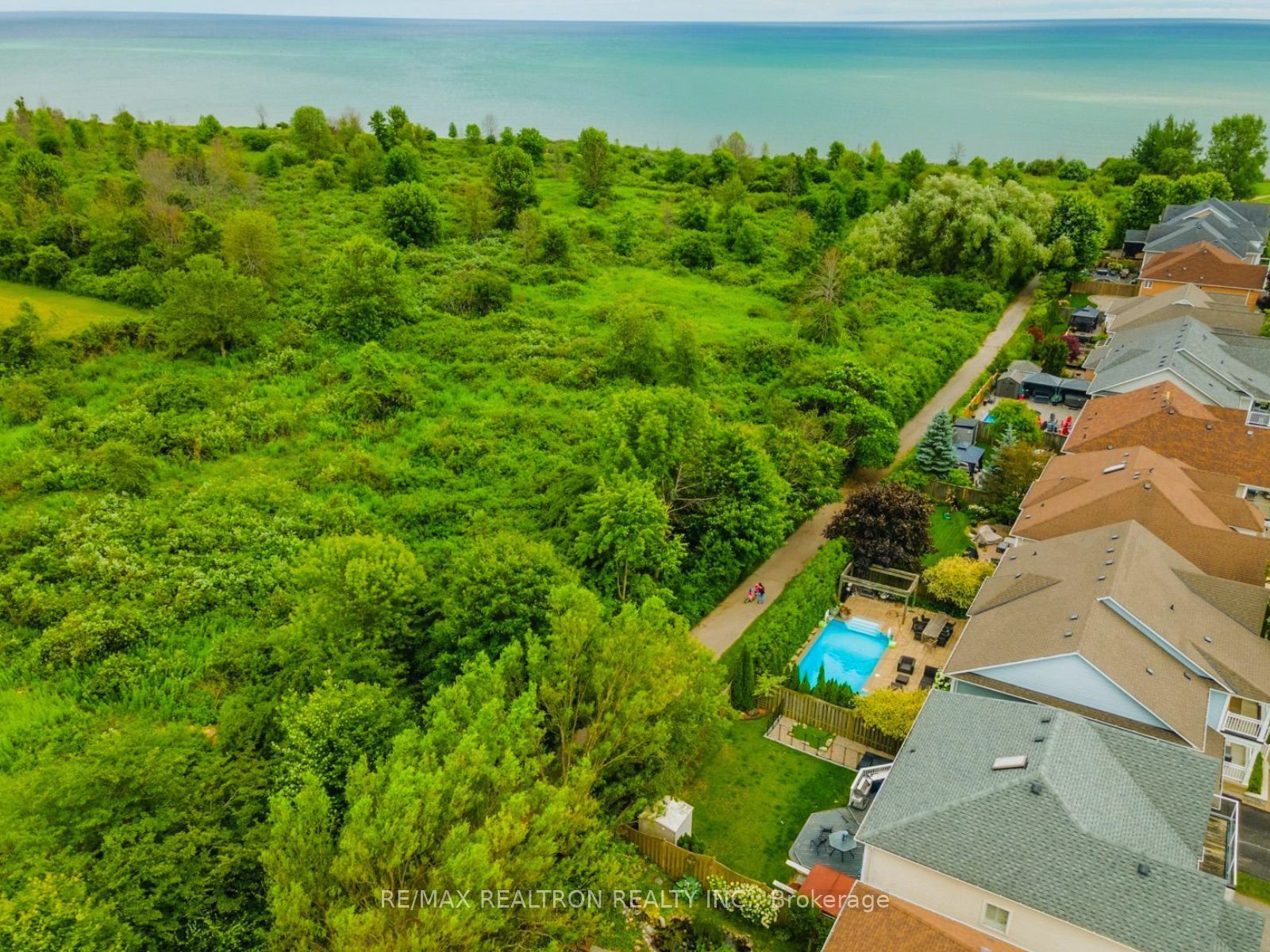 96 Hoile Drive Property Photo 43