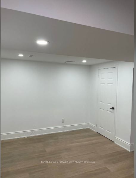 34 Gilmour Road Basement Property Photo 6