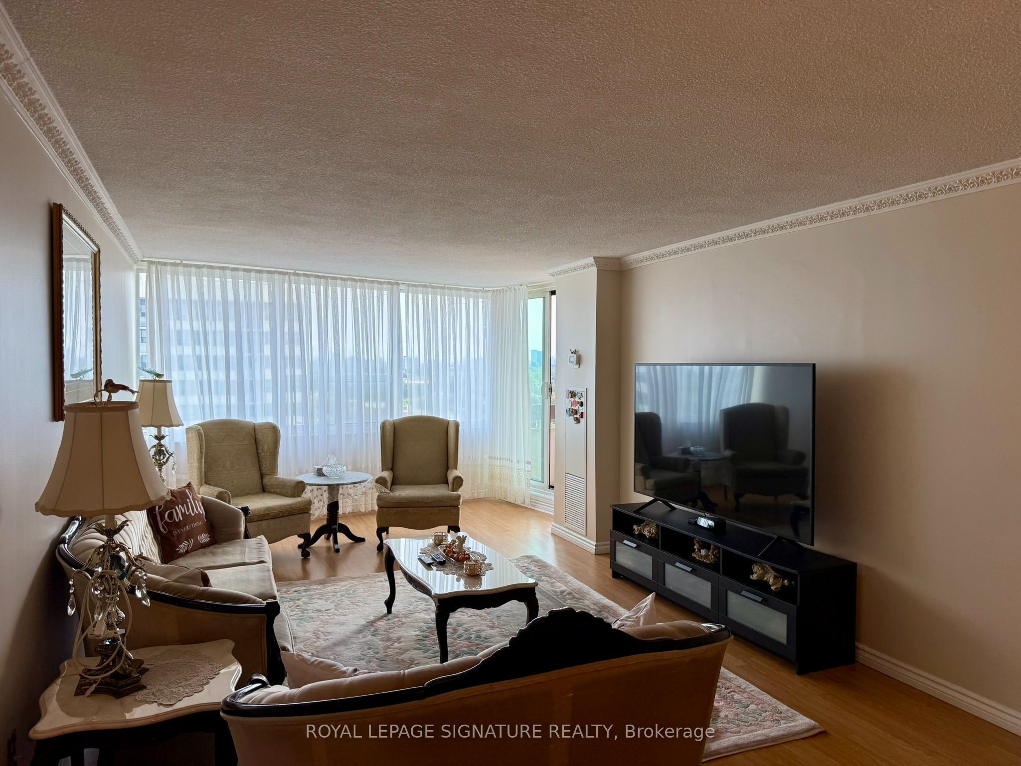65 Huntingdale Boulevard 1402 Property Photo 5