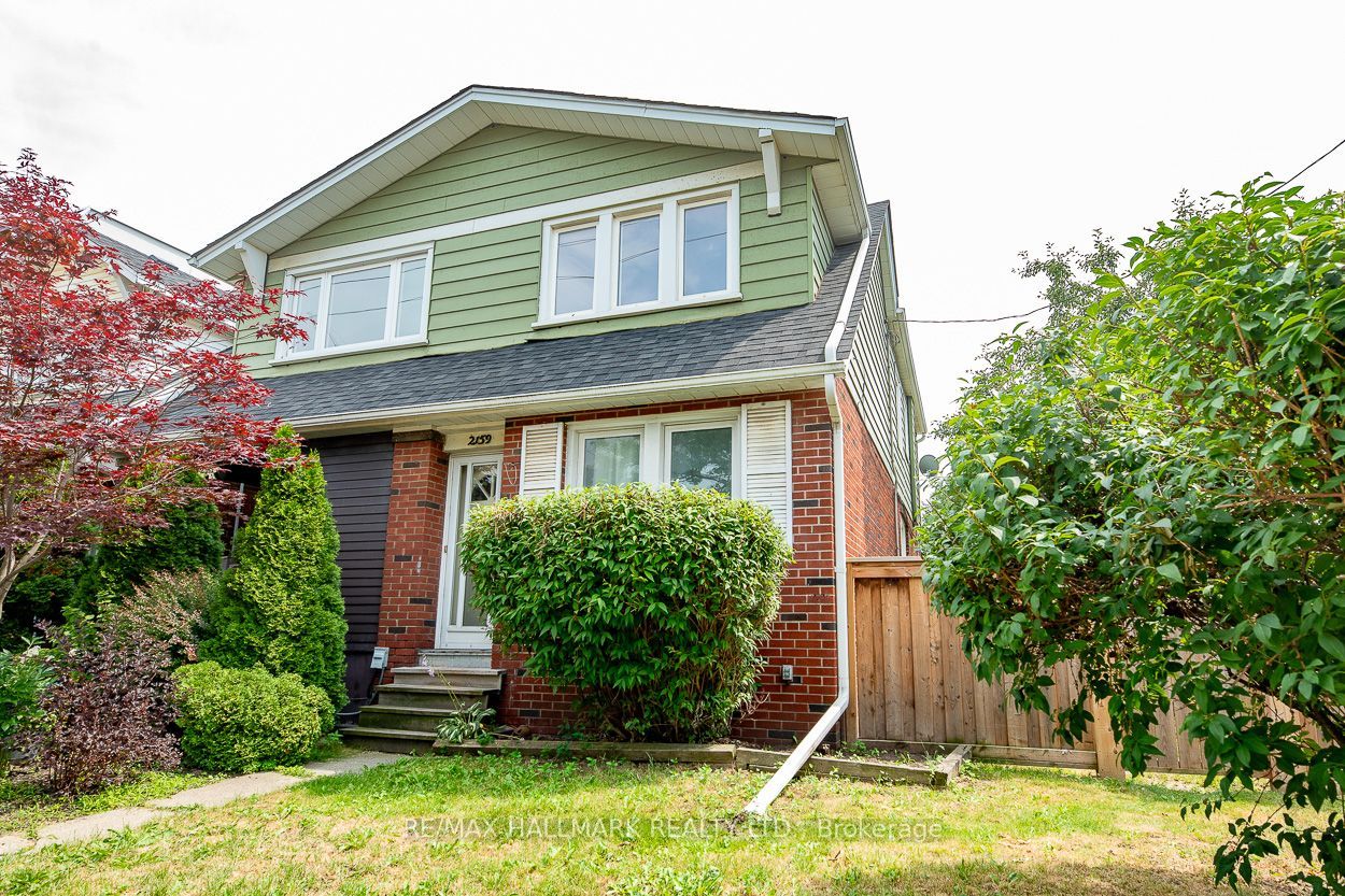 2159 Gerrard Street E Main Property Photo 1