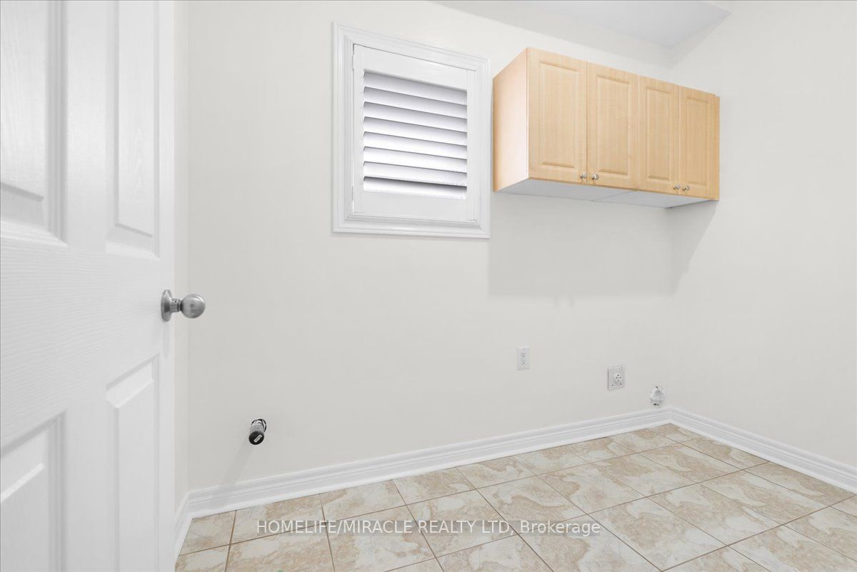 141 Atherton Avenue Property Photo 17