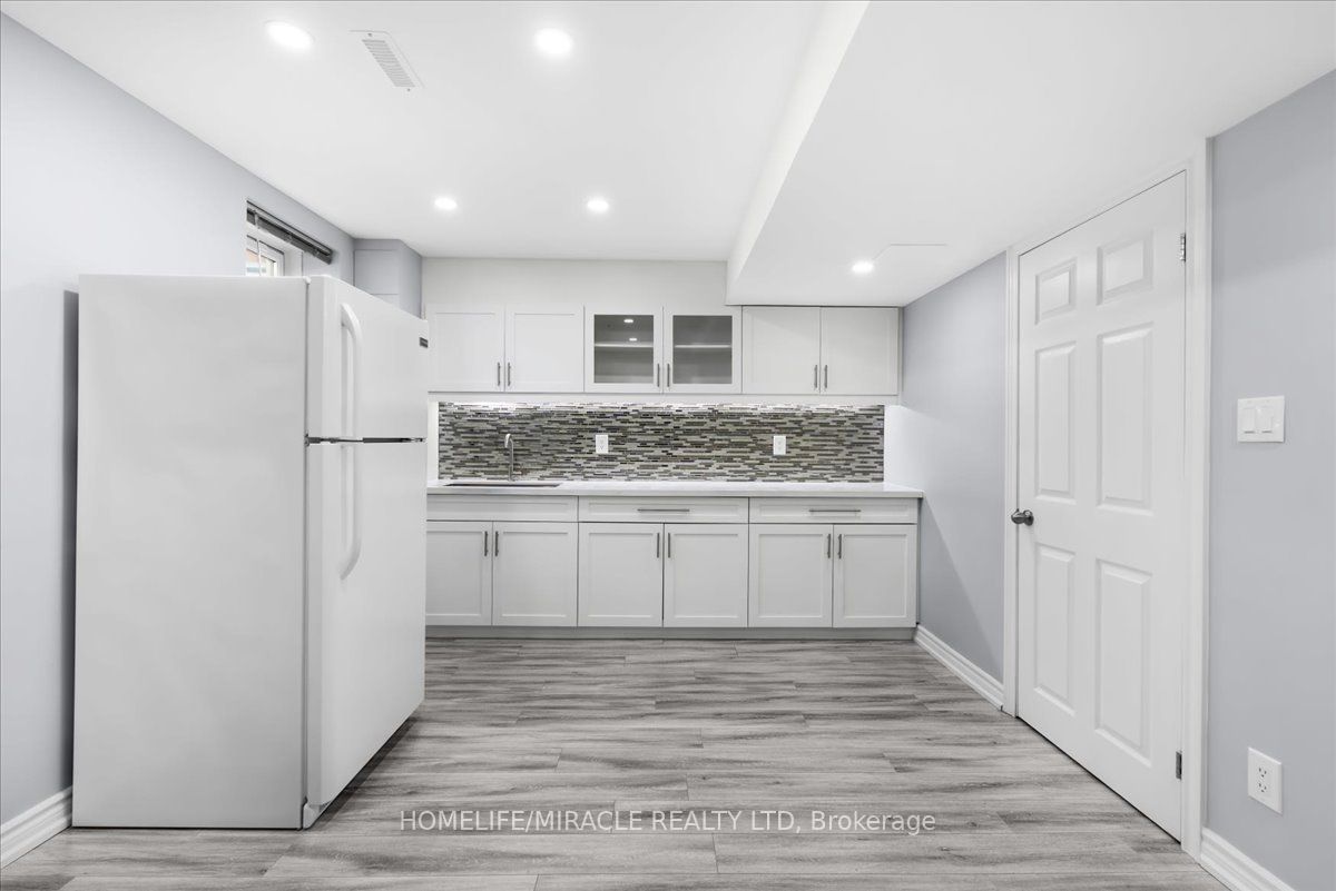 141 Atherton Avenue Property Photo 43