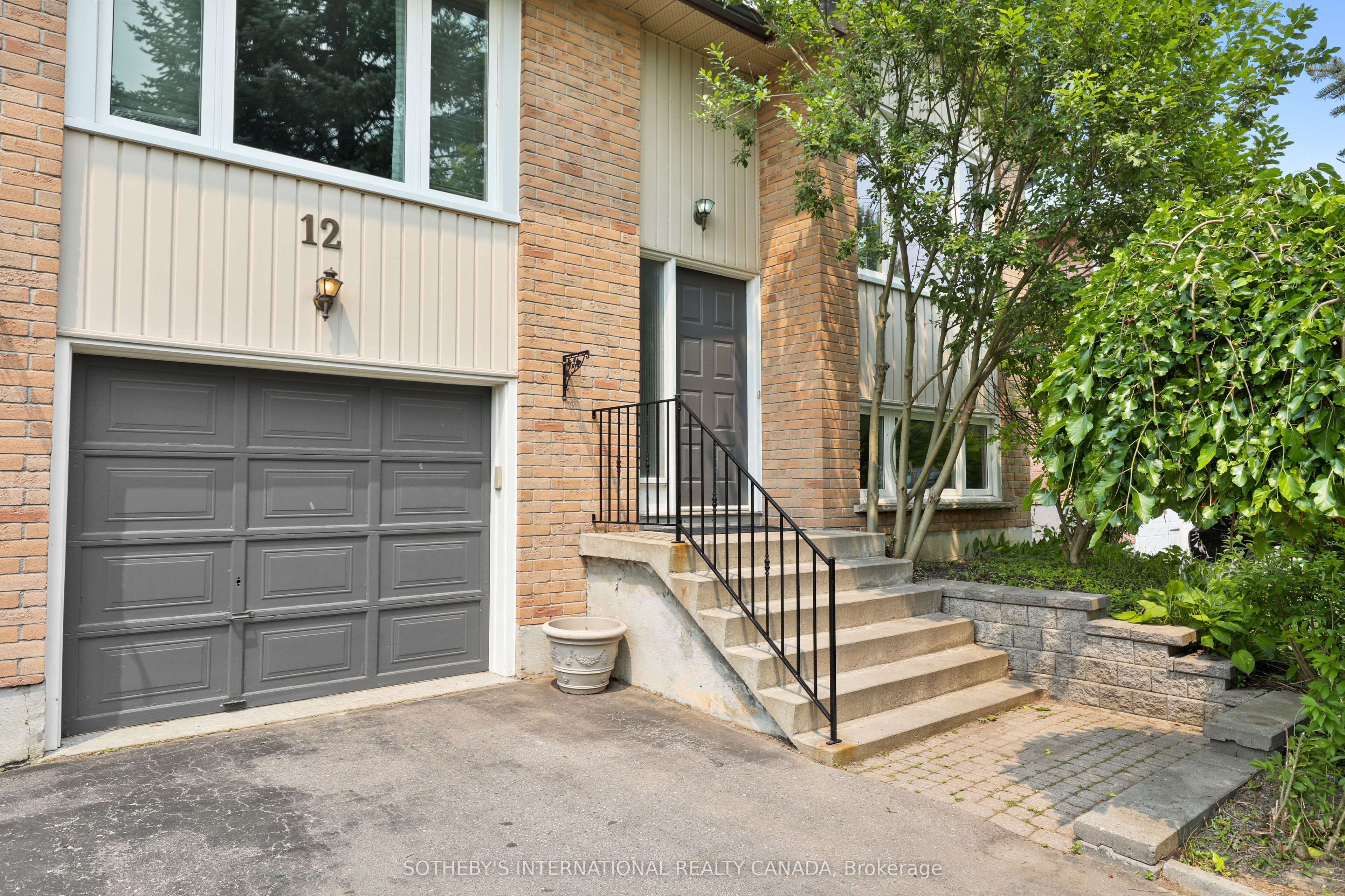 12 Dunkin Avenue Property Photo 6