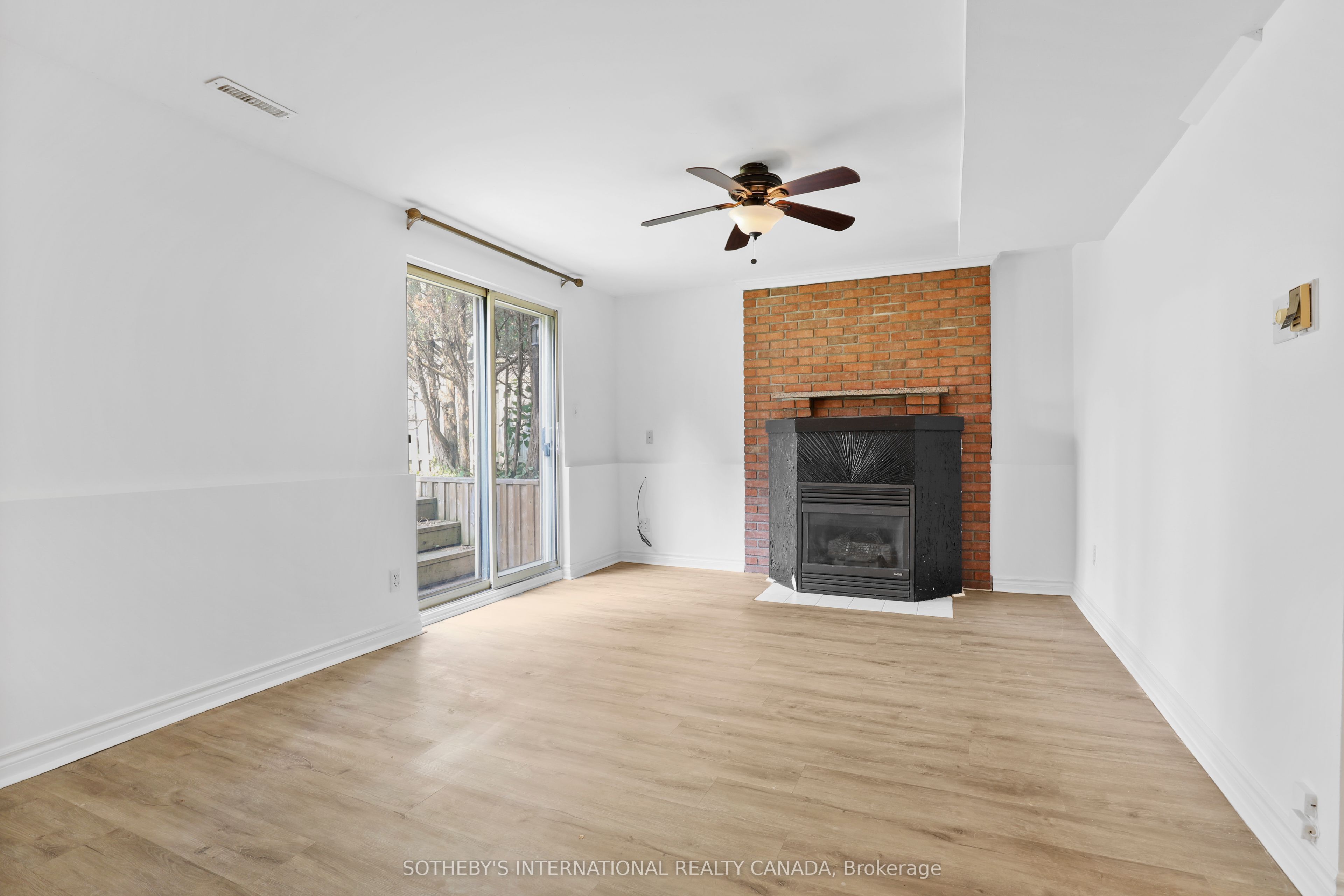 12 Dunkin Avenue Property Photo 26