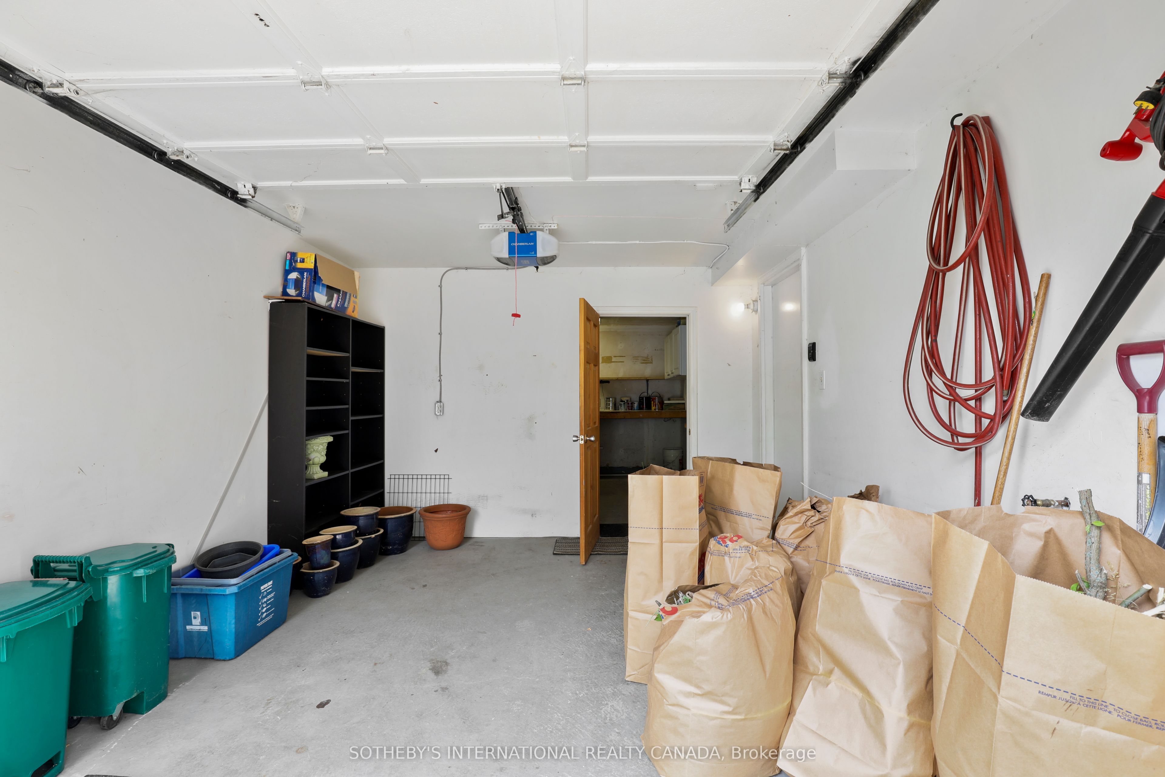 12 Dunkin Avenue Property Photo 34