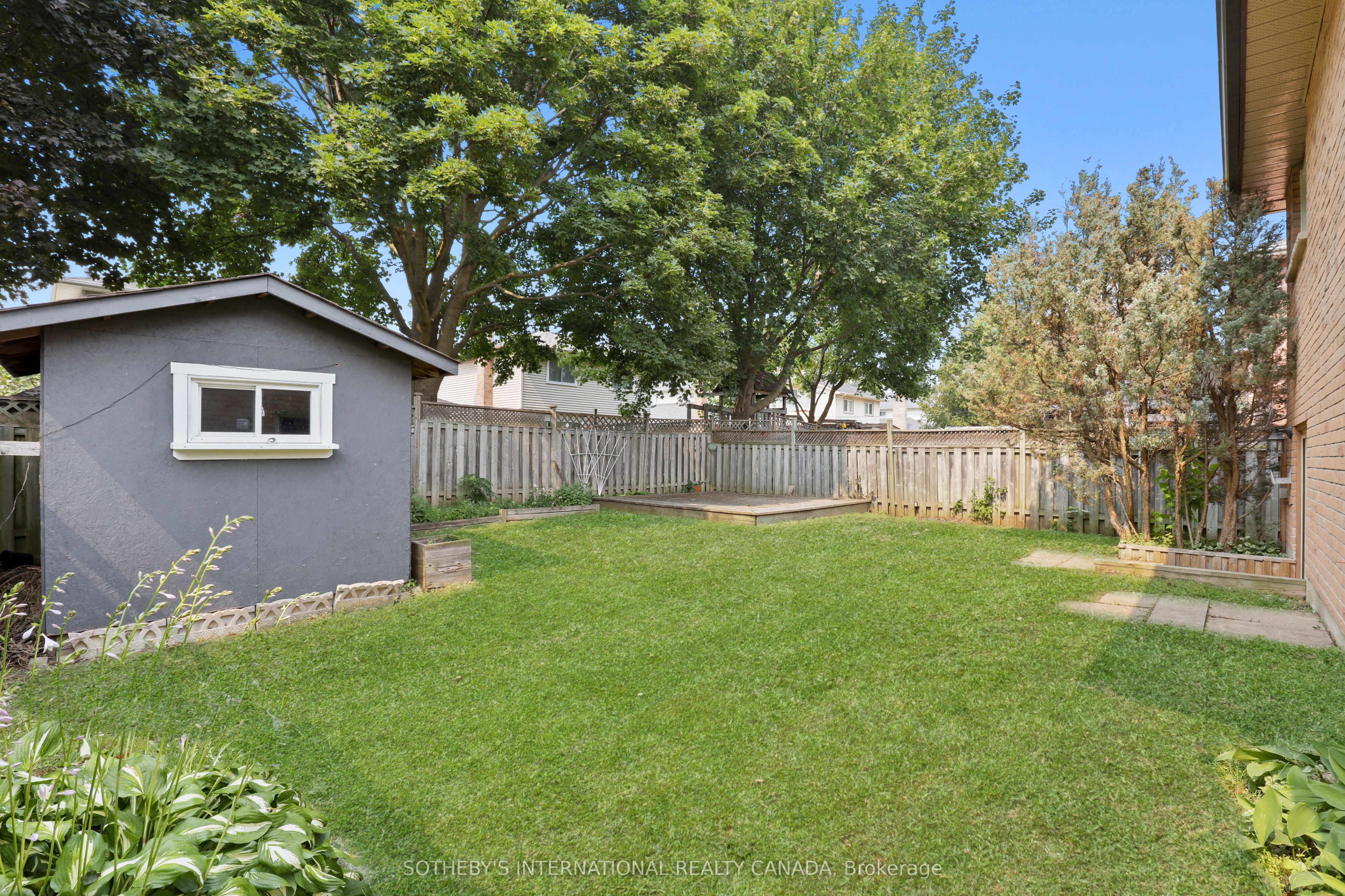 12 Dunkin Avenue Property Photo 38