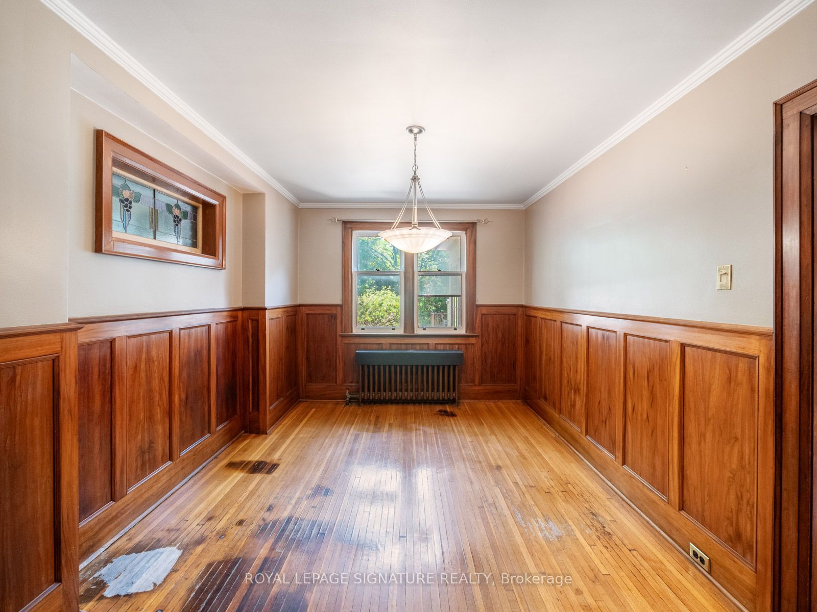 511 Donlands Avenue Property Photo 8