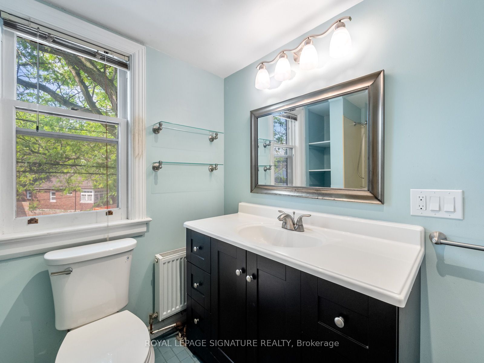 511 Donlands Avenue Property Photo 20
