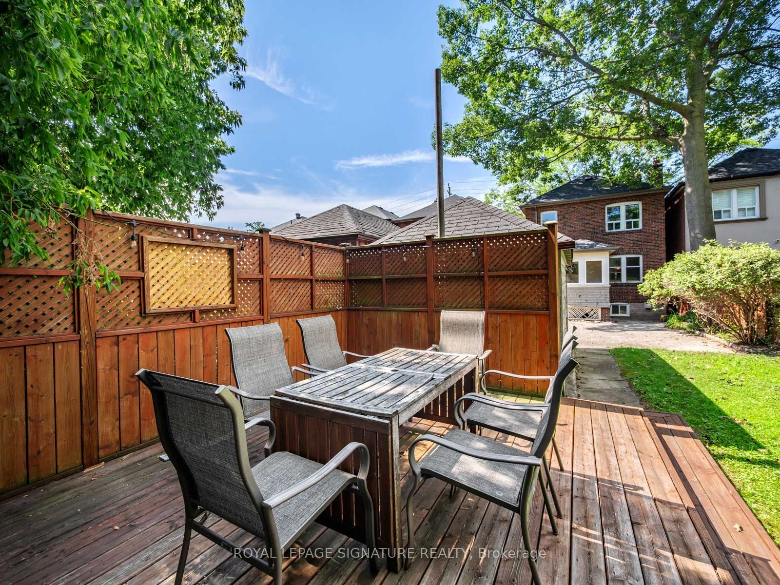 511 Donlands Avenue Property Photo 35