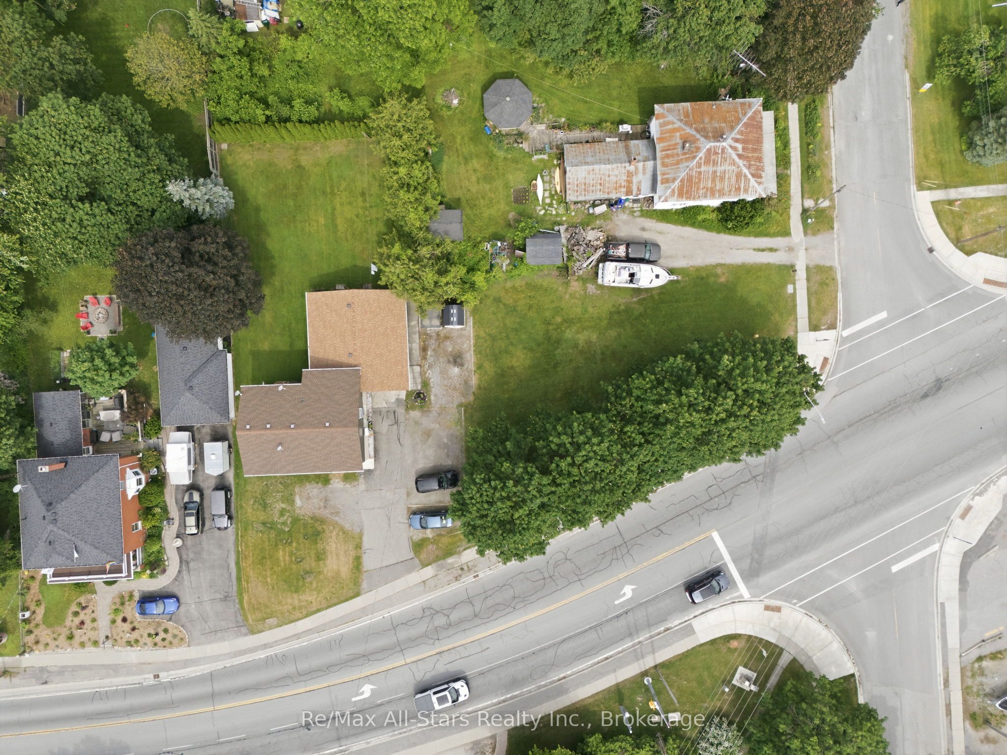 20013 Highway 12 Road Property Photo 7