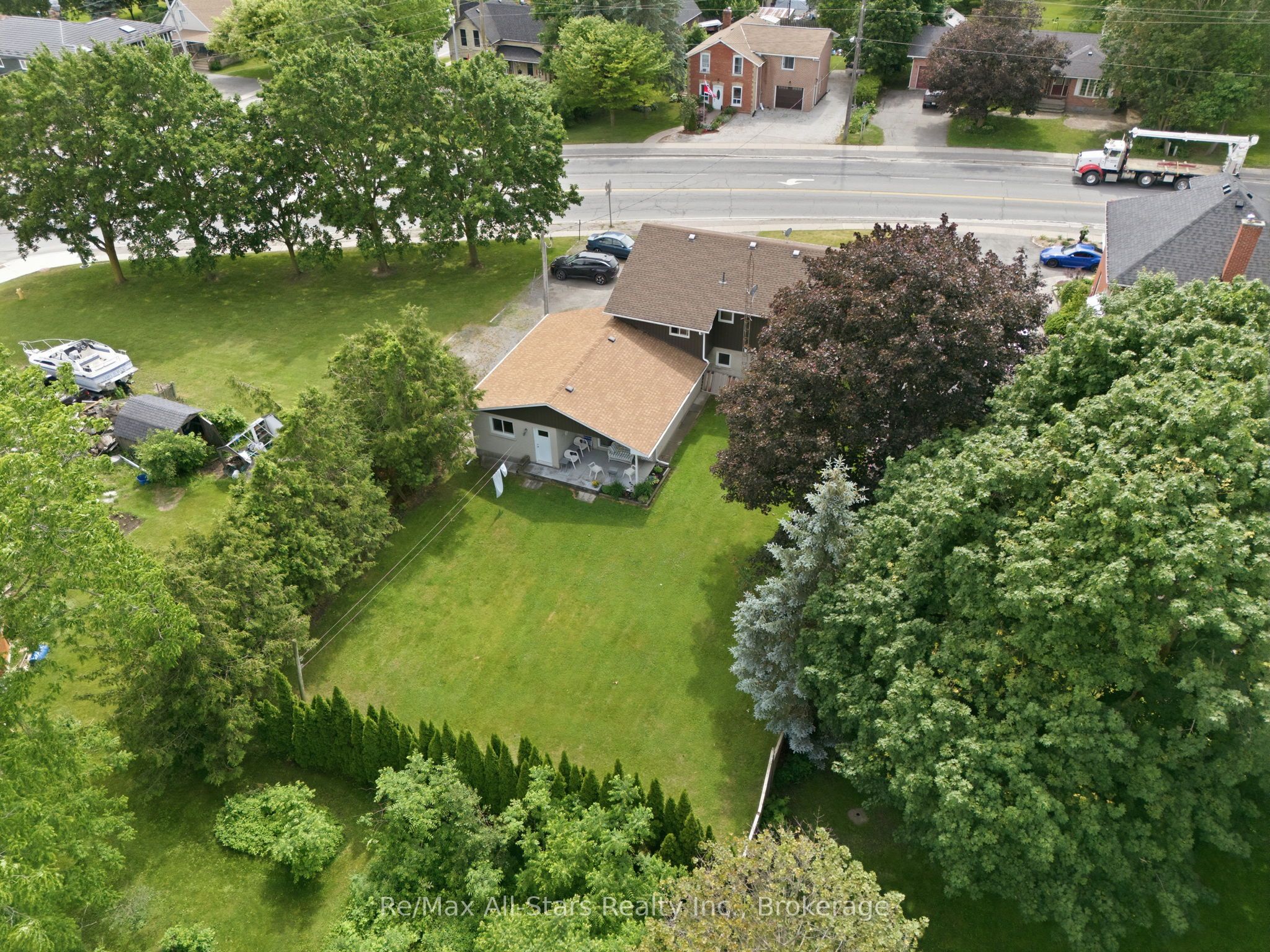 20013 Highway 12 Road Property Photo 9