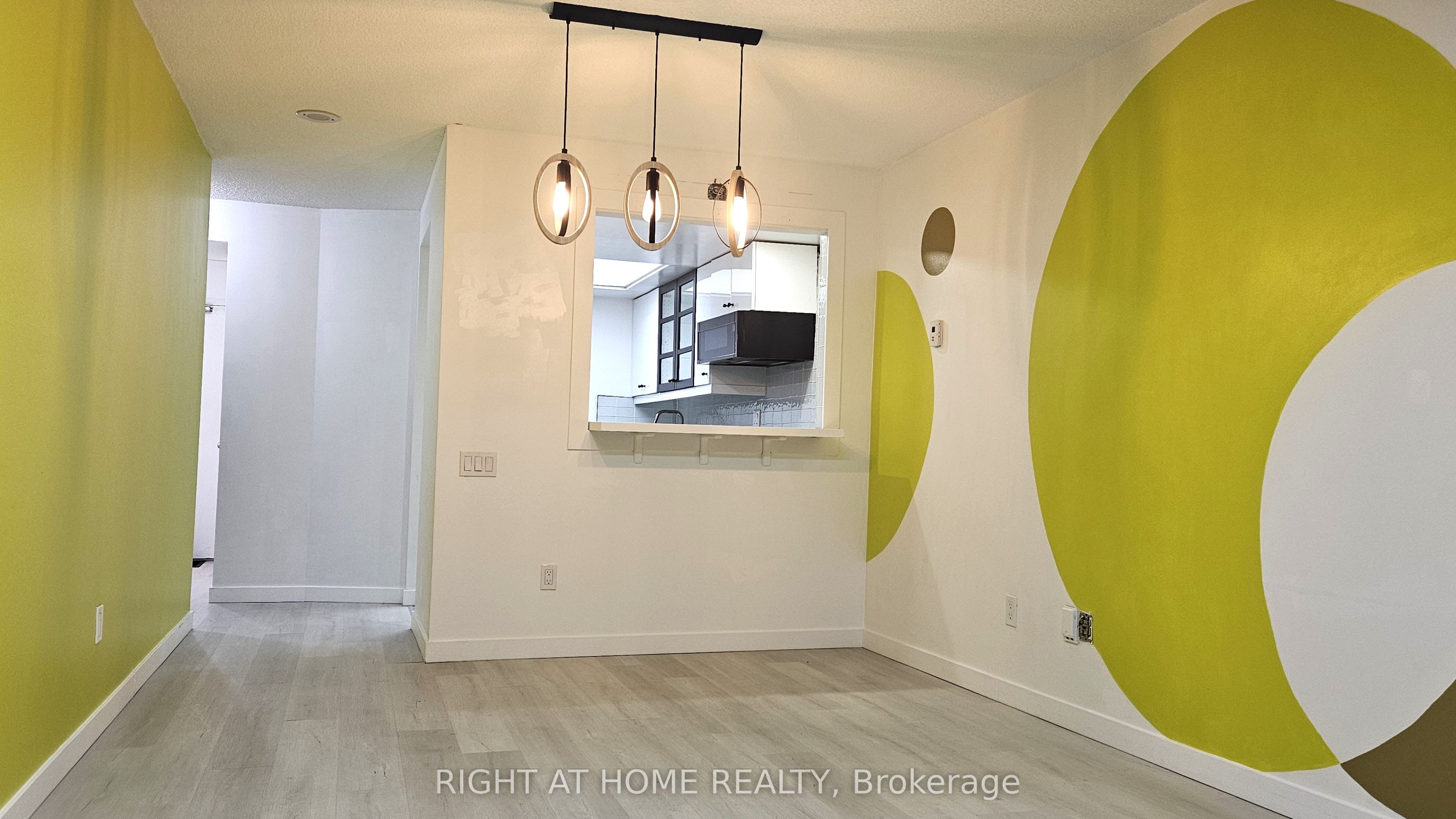2460 Eglinton Avenue E 1714 Property Photo 11