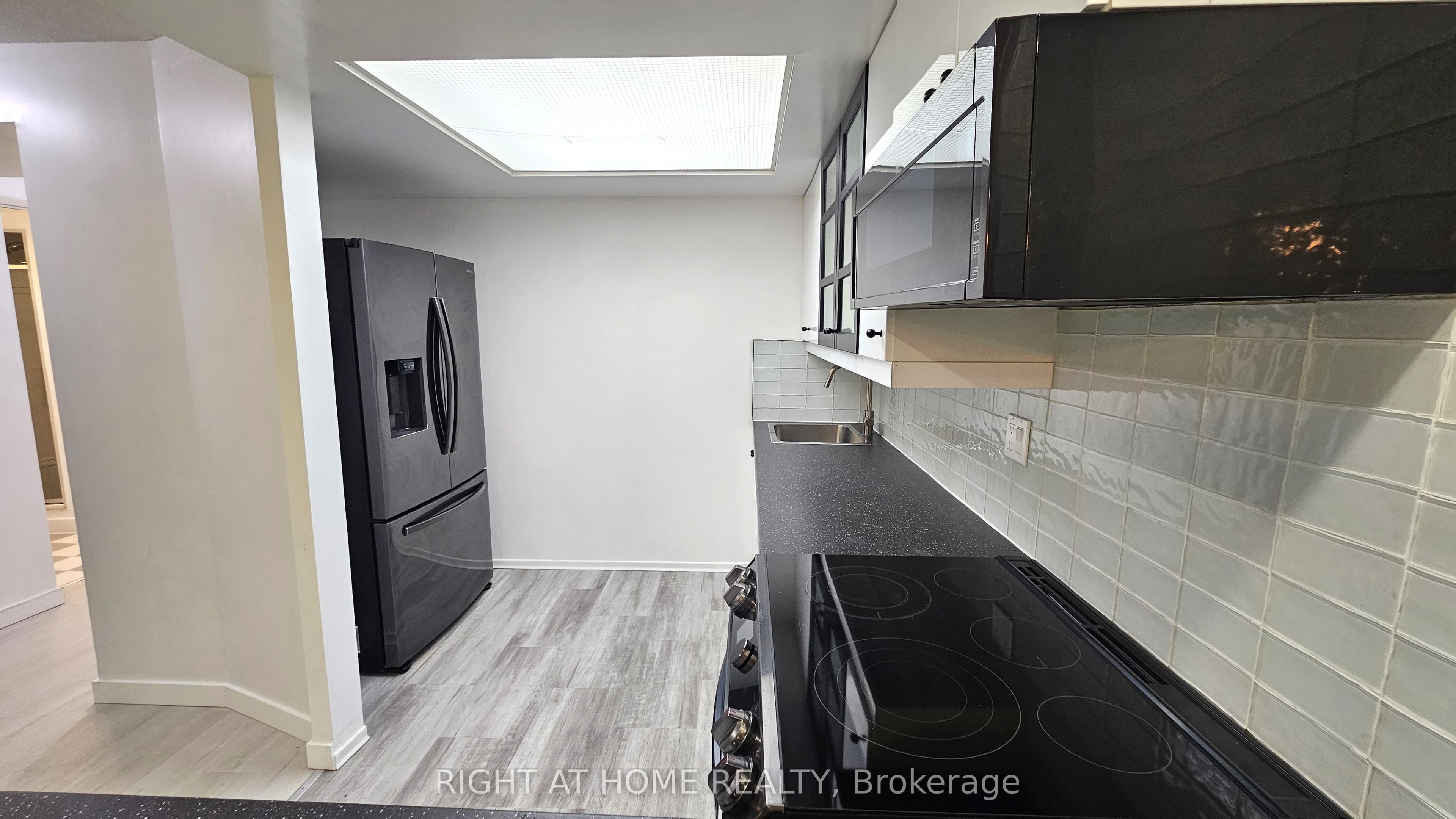 2460 Eglinton Avenue E 1714 Property Photo 13