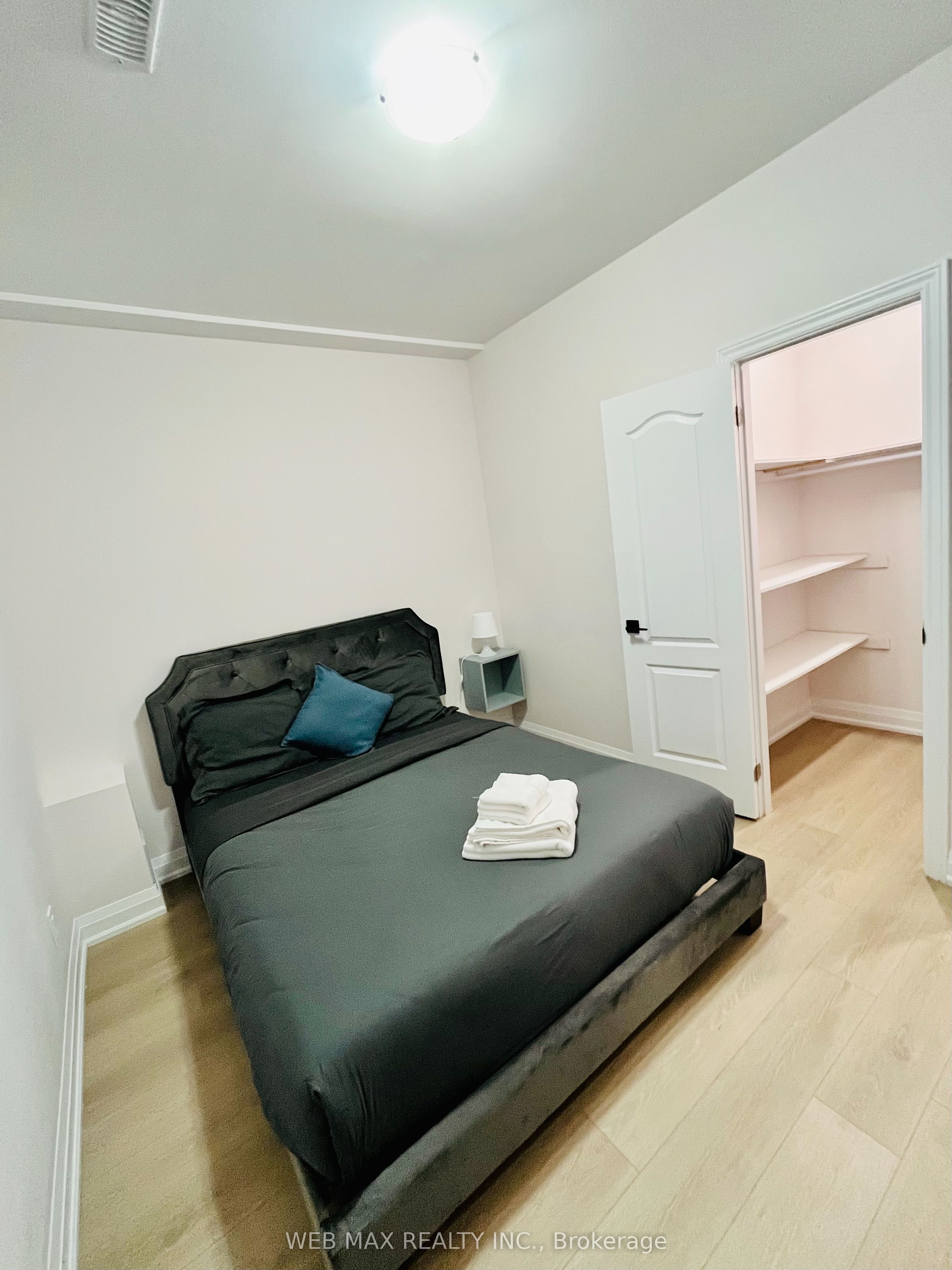 43 Claridge Crescent Property Photo 8