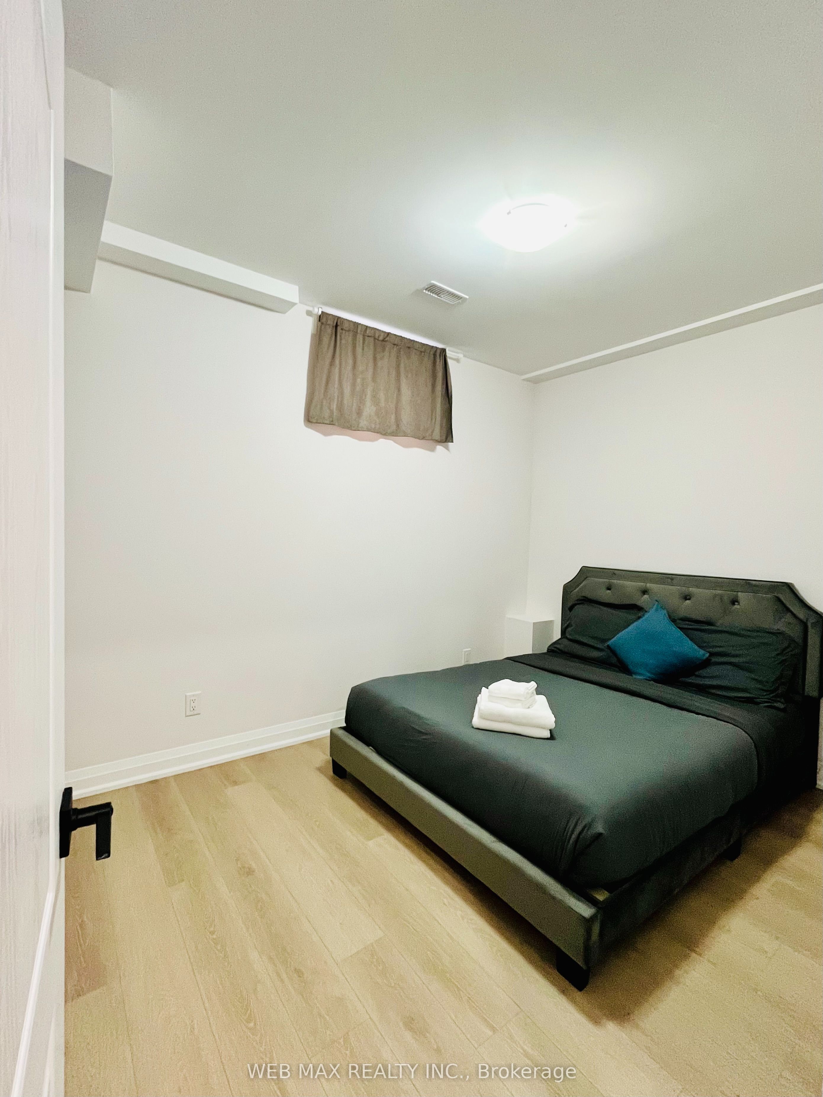 43 Claridge Crescent Property Photo 9