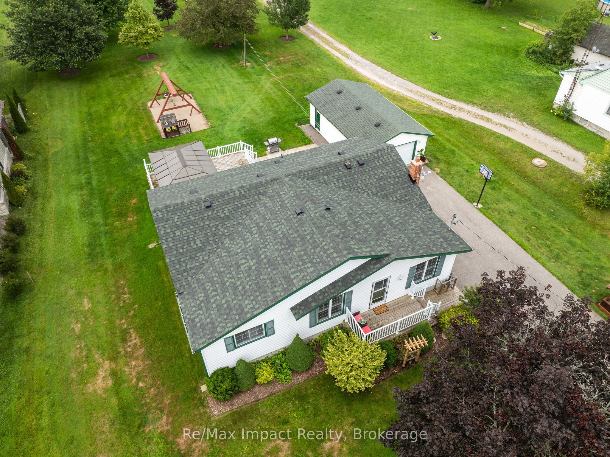 2347 Hancock Road Property Photo 6